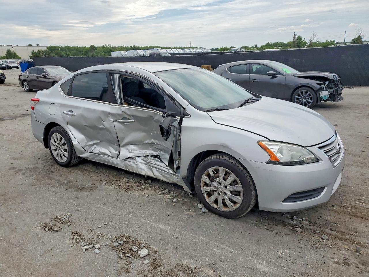 2013 Nissan Sentra Sv Серебряный vin: 1N4AB7AP5DN908218