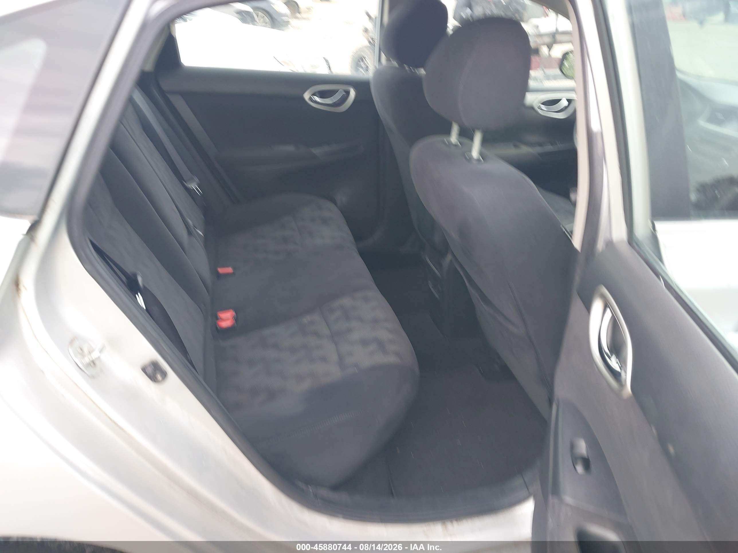 2013 Nissan Sentra Sv Серебряный vin: 1N4AB7APXDN904214