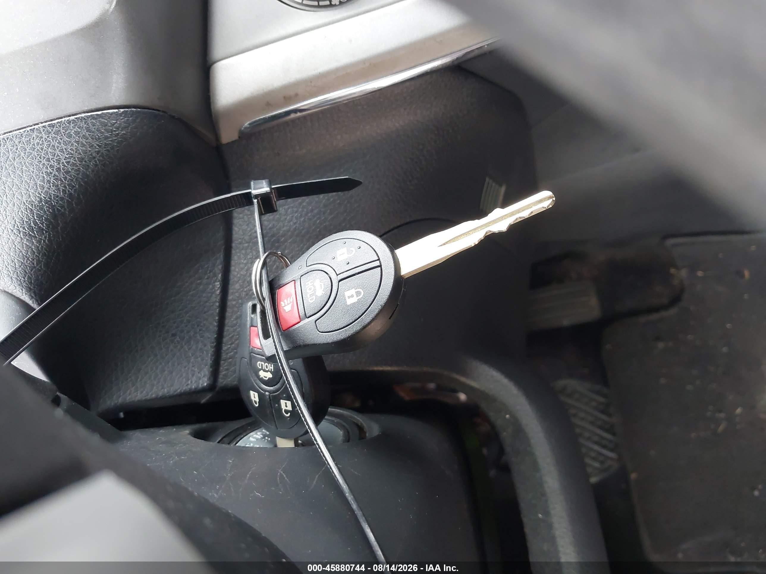 2013 Nissan Sentra Sv Серебряный vin: 1N4AB7APXDN904214