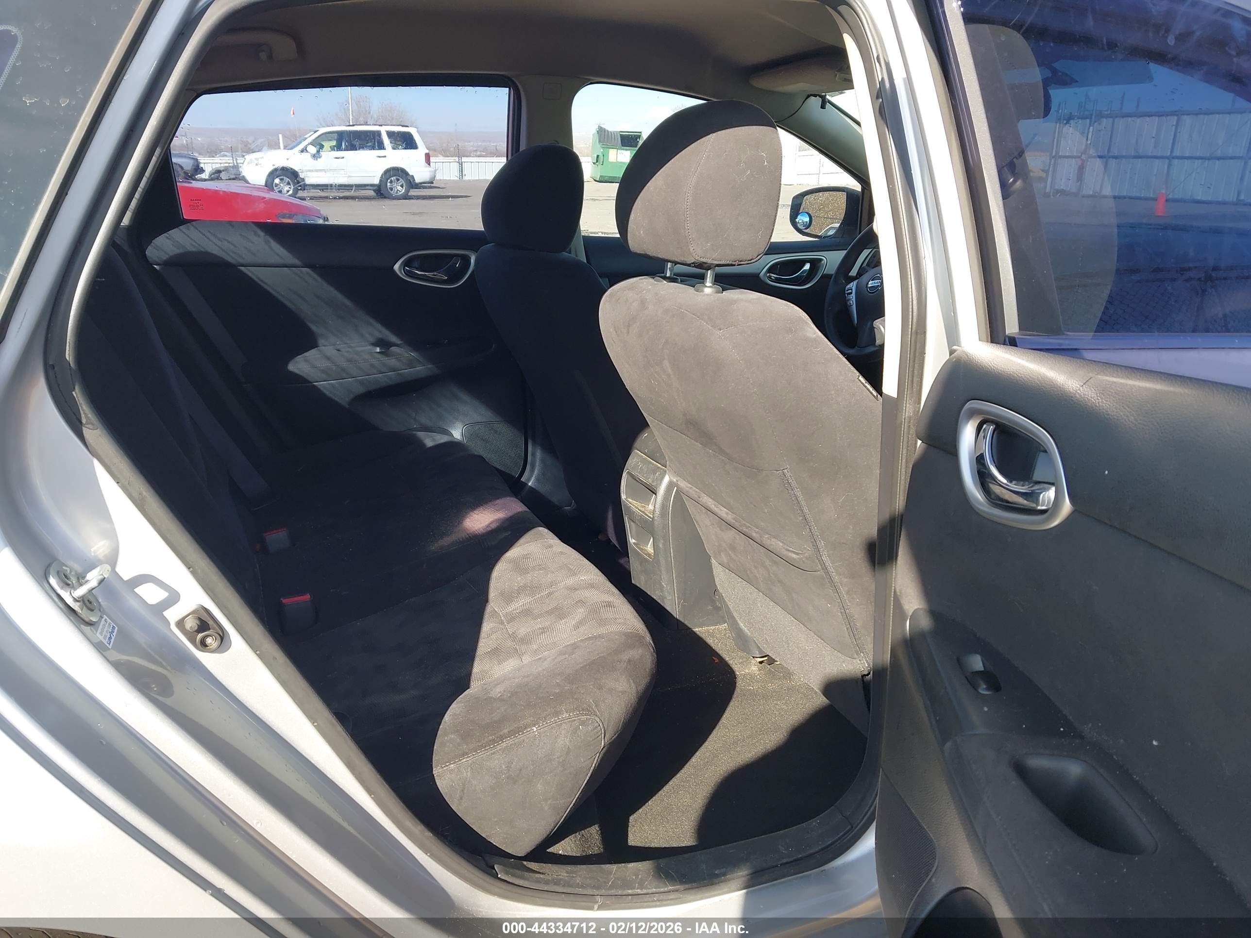 2013 Nissan Sentra Sv Silver vin: 1N4AB7APXDN904519