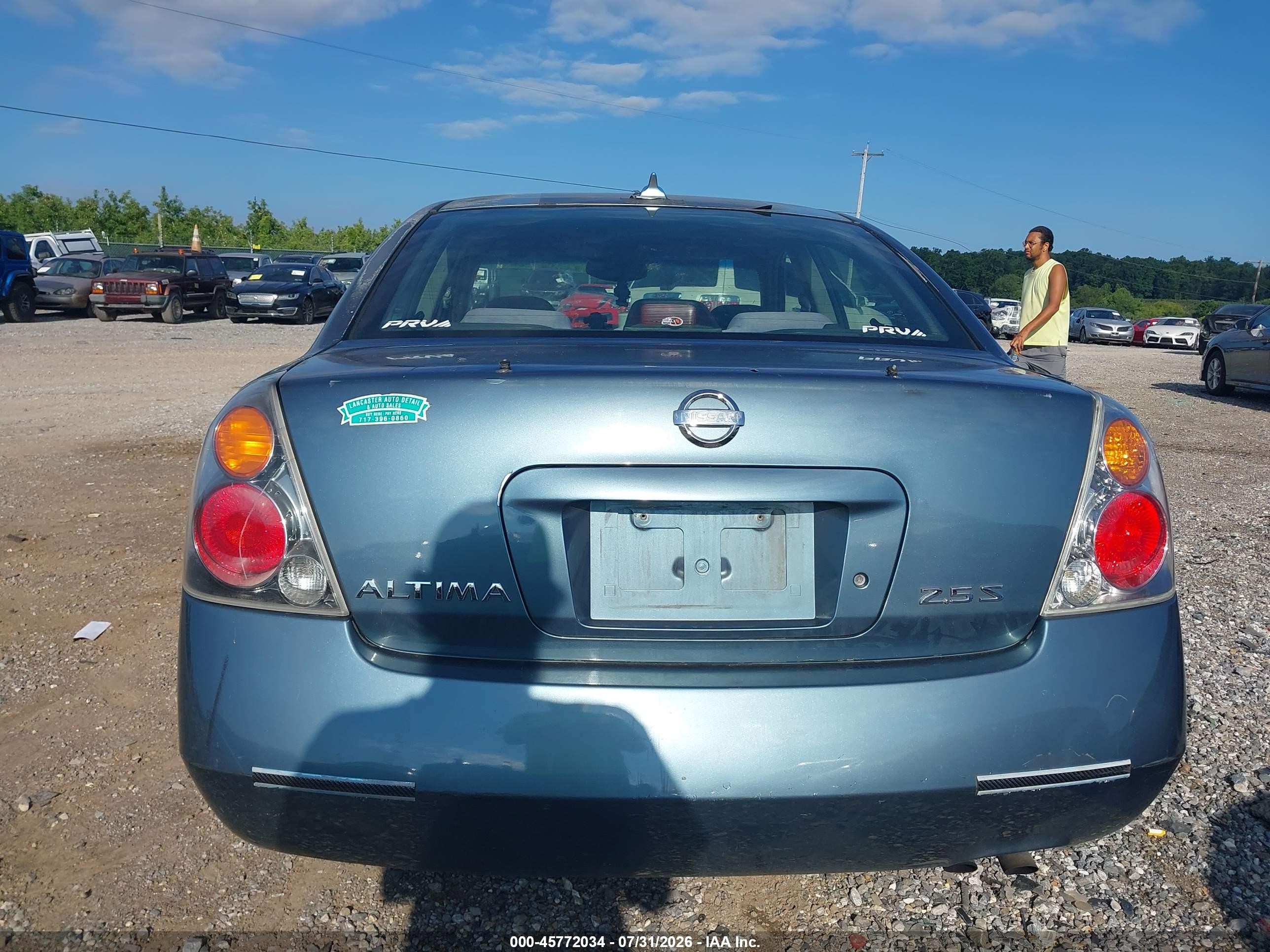 2002 Nissan Altima 2.5 S Blue vin: 1N4AL11D02C229546
