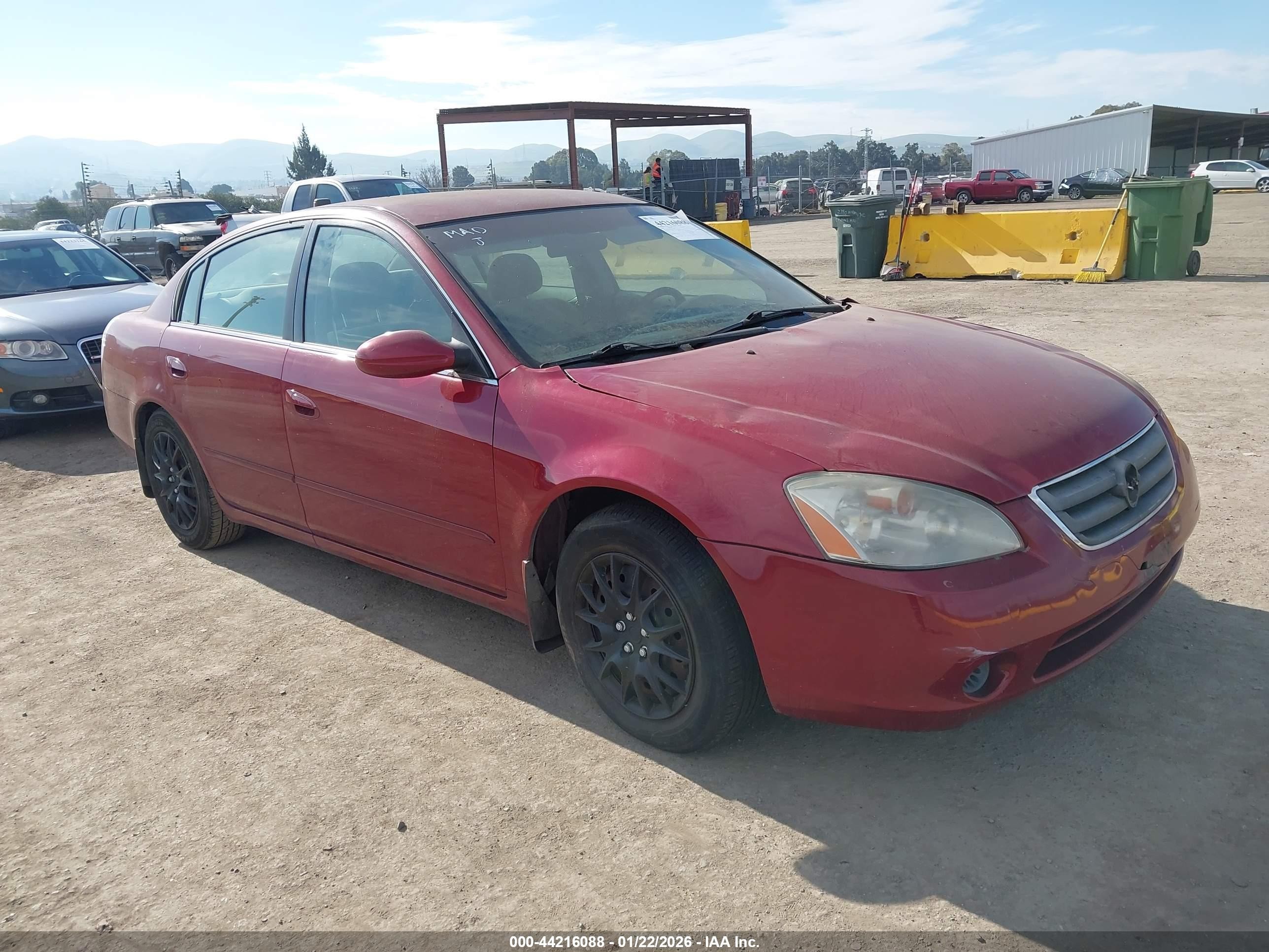 2003 Nissan Altima 2.5 S Бордовый vin: 1N4AL11D03C182780
