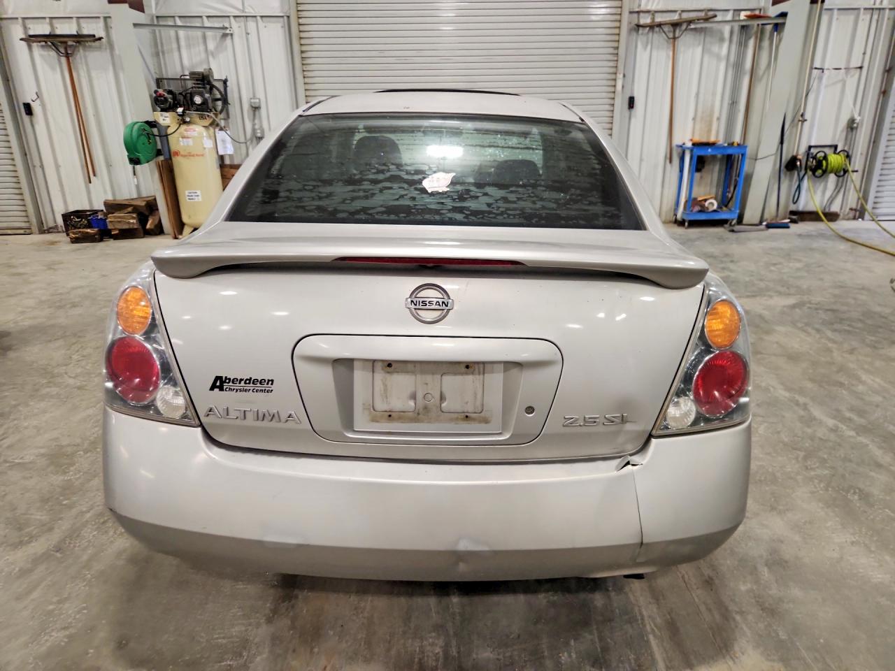 2003 Nissan Altima 2.5 Silver vin: 1N4AL11D03C248972