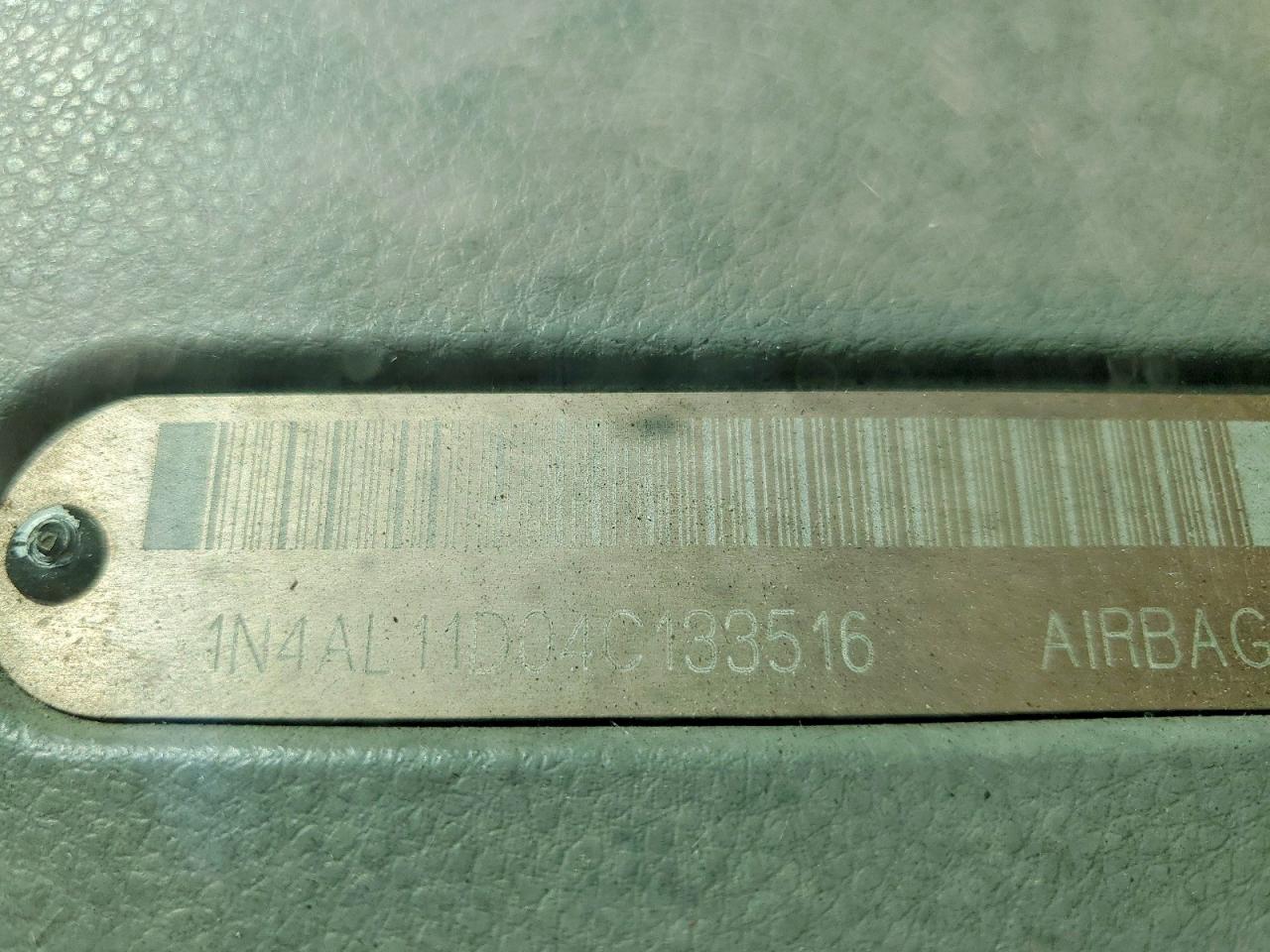 2004 Nissan Altima 2.5 Silver vin: 1N4AL11D04C133516