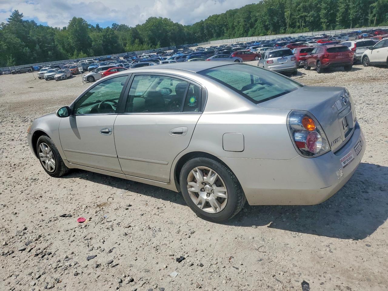 2004 Nissan Altima 2.5 Silver vin: 1N4AL11D04C143463