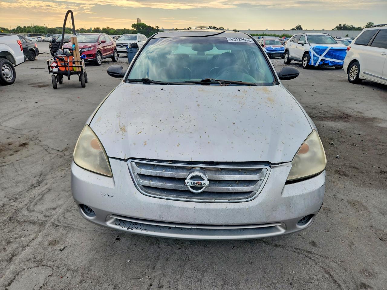 2004 Nissan Altima 2.5 Silver vin: 1N4AL11D04C145357