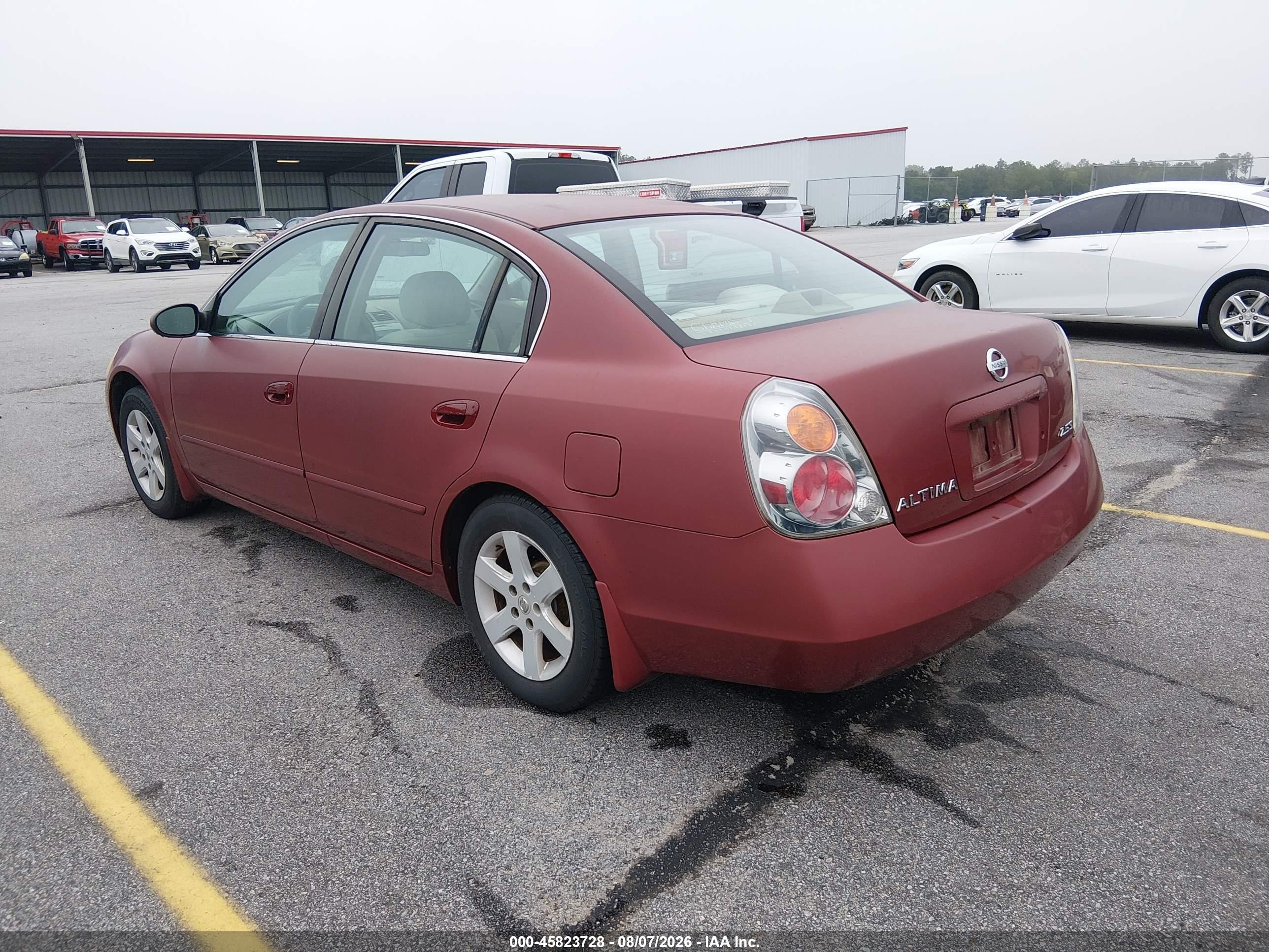 2004 Nissan Altima 2.5 S Red vin: 1N4AL11D04C173854