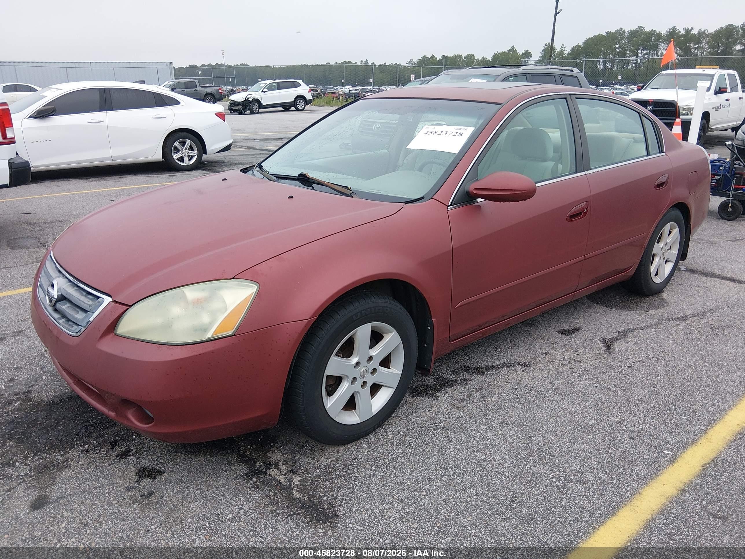 2004 Nissan Altima 2.5 S Red vin: 1N4AL11D04C173854
