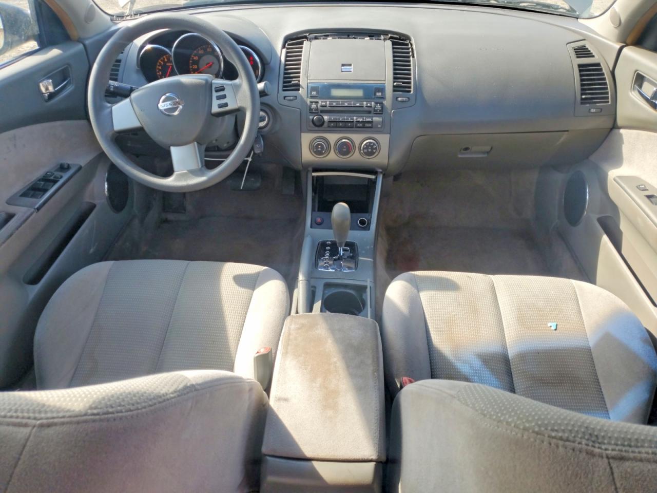 2005 Nissan Altima 2.5 Tan vin: 1N4AL11D05C159177