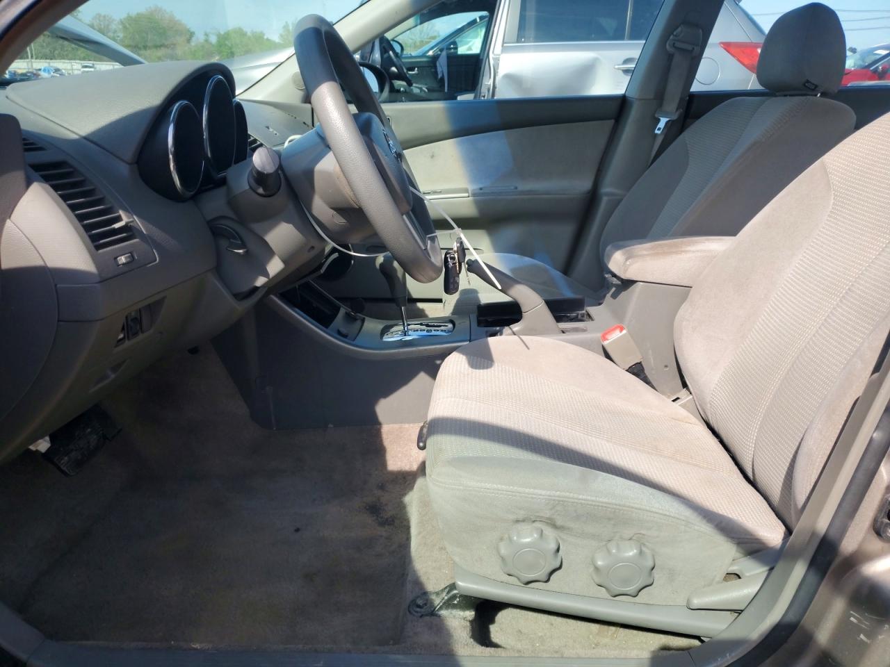 2005 Nissan Altima 2.5 Tan vin: 1N4AL11D05C159177