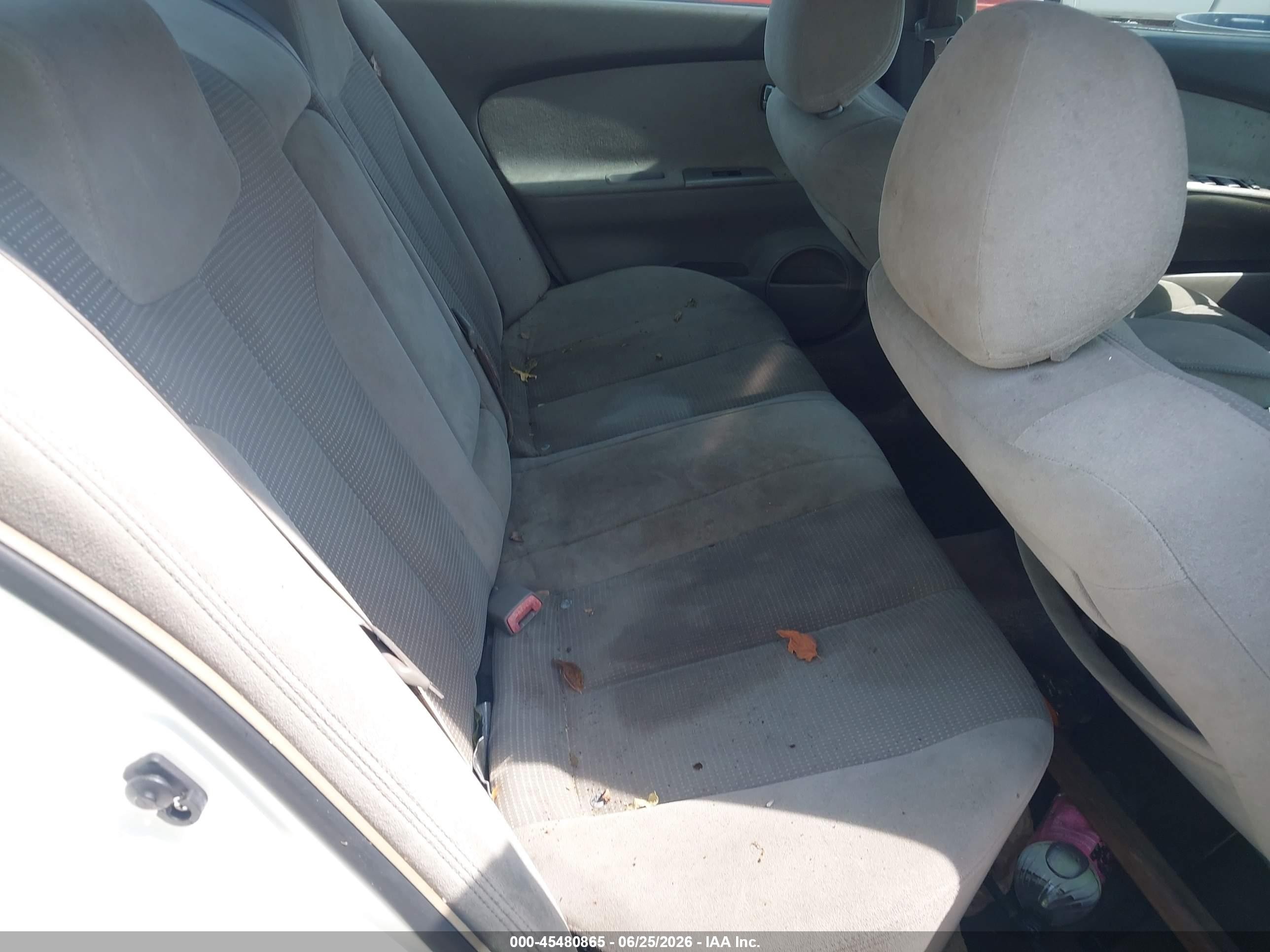 2005 Nissan Altima 2.5 S White vin: 1N4AL11D05C268609