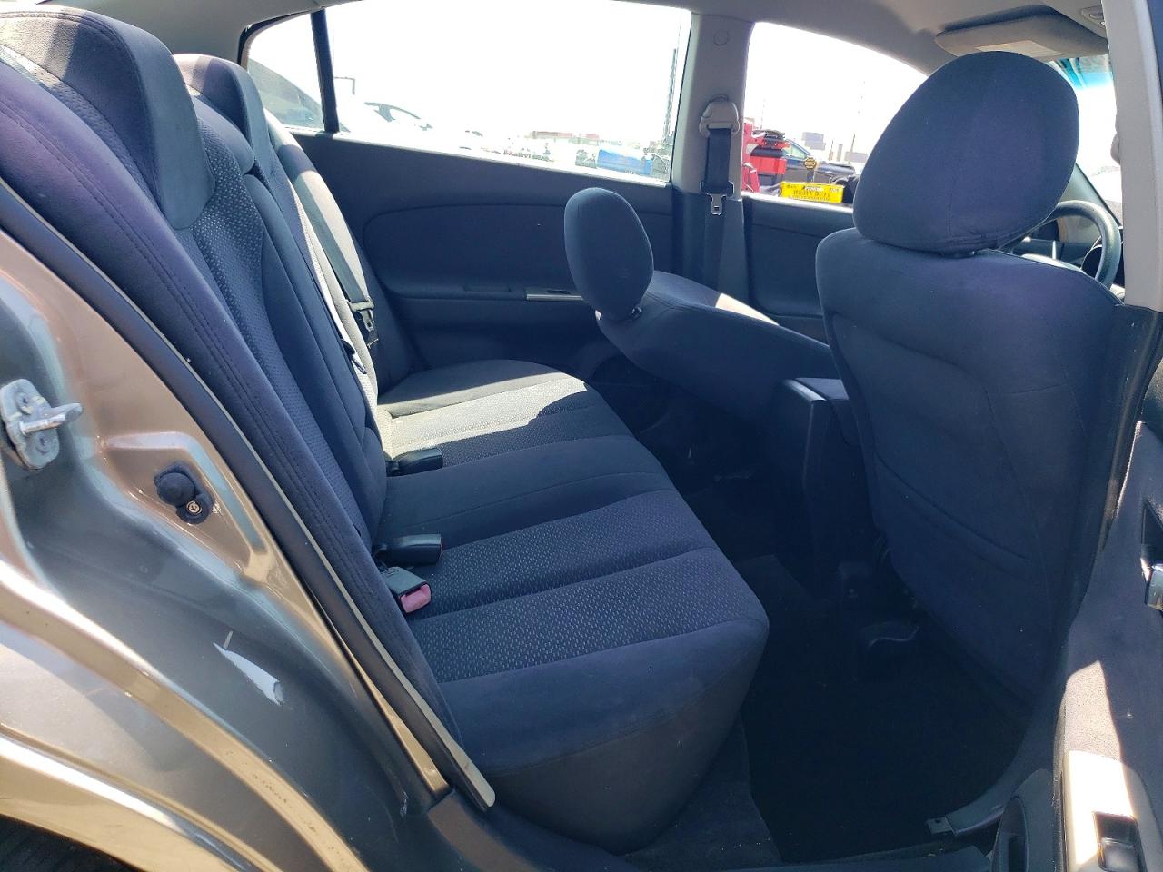 2005 Nissan Altima 2.5 Tan vin: 1N4AL11D05C304203