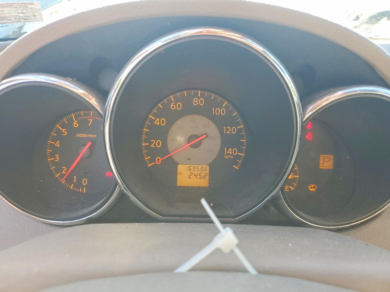 2005 Nissan Altima 2.5 Beige vin: 1N4AL11D05N436933