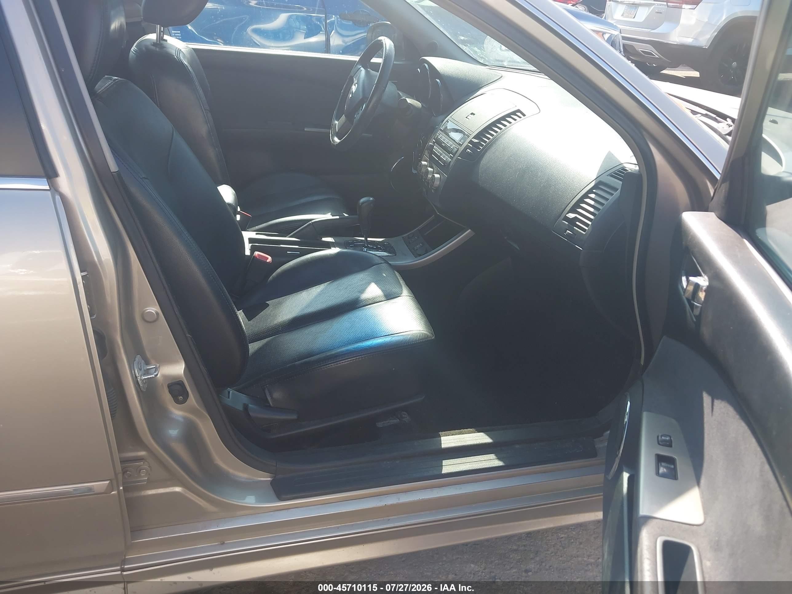 2005 Nissan Altima 2.5 S Silver vin: 1N4AL11D05N479068