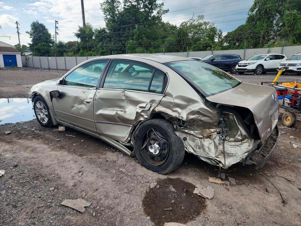 2006 Nissan Altima 2.5 Gold vin: 1N4AL11D06N314025