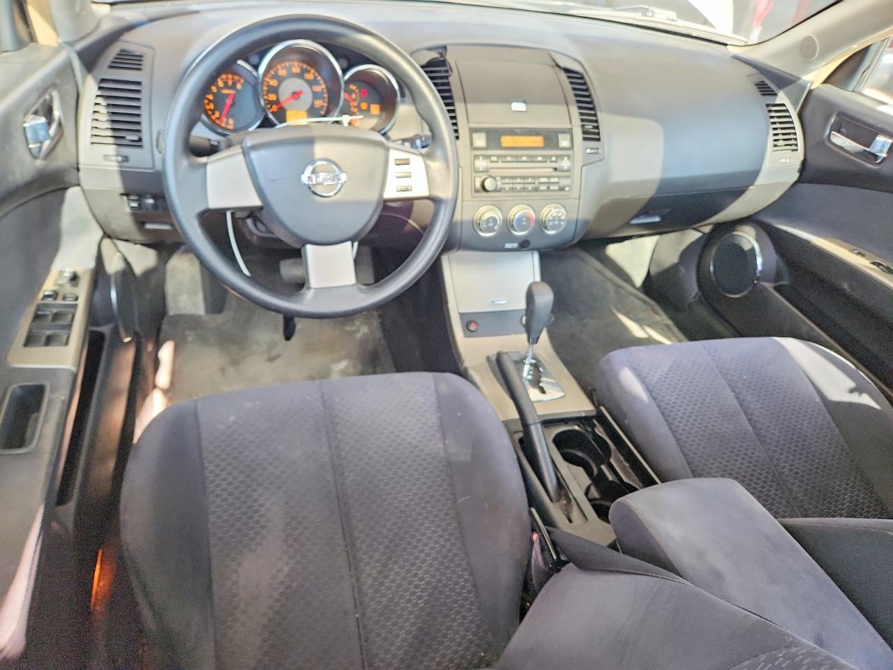 2006 Nissan Altima 2.5 Silver vin: 1N4AL11D06N336414