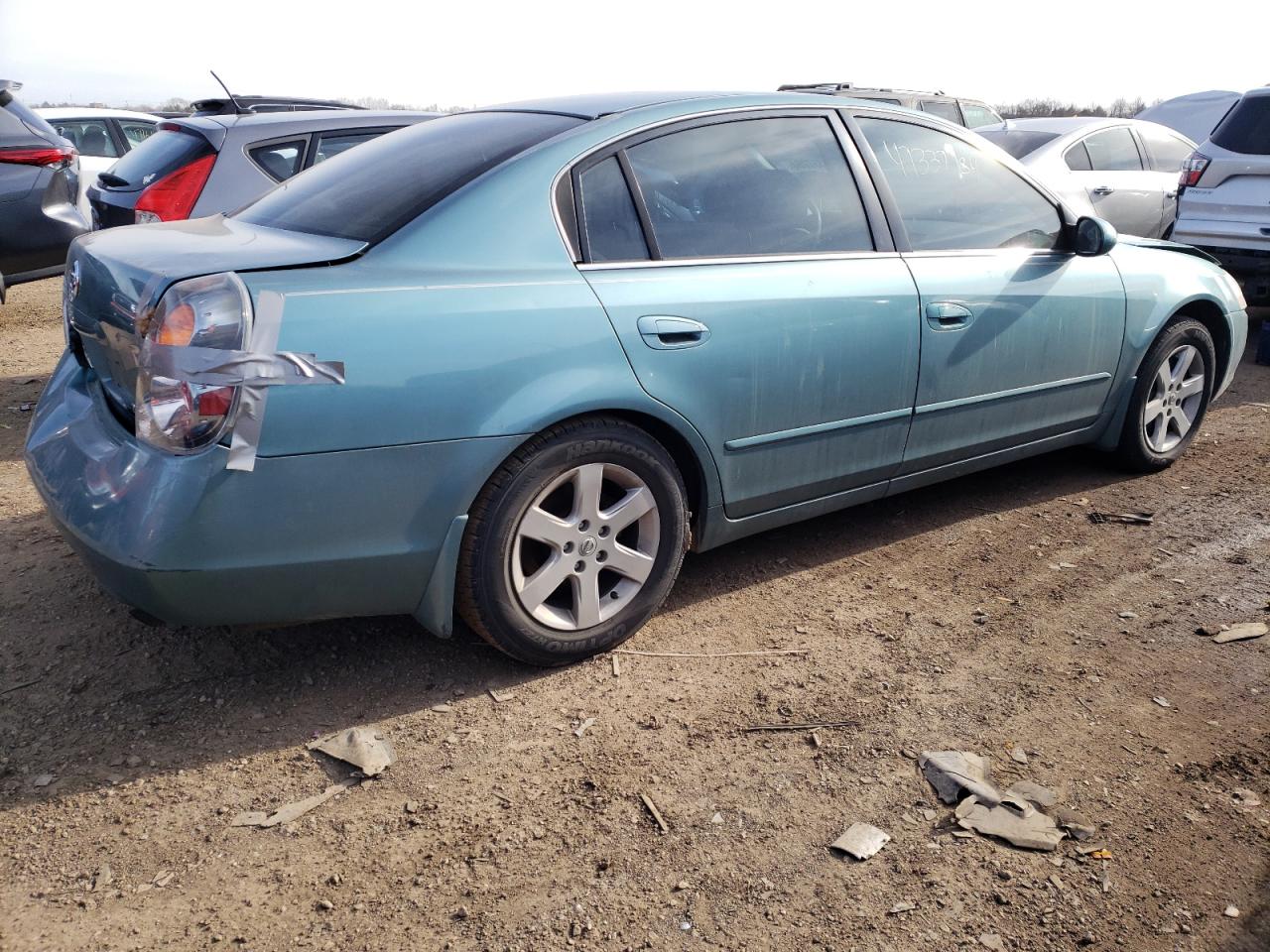 2002 Nissan Altima Base Turquoise vin: 1N4AL11D12C141461