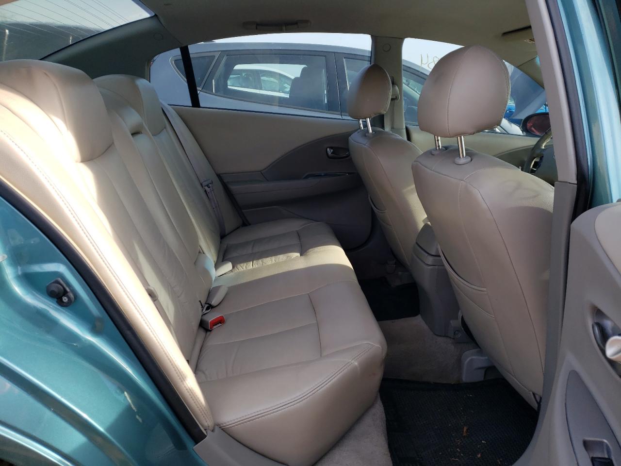 2002 Nissan Altima Base Turquoise vin: 1N4AL11D12C141461