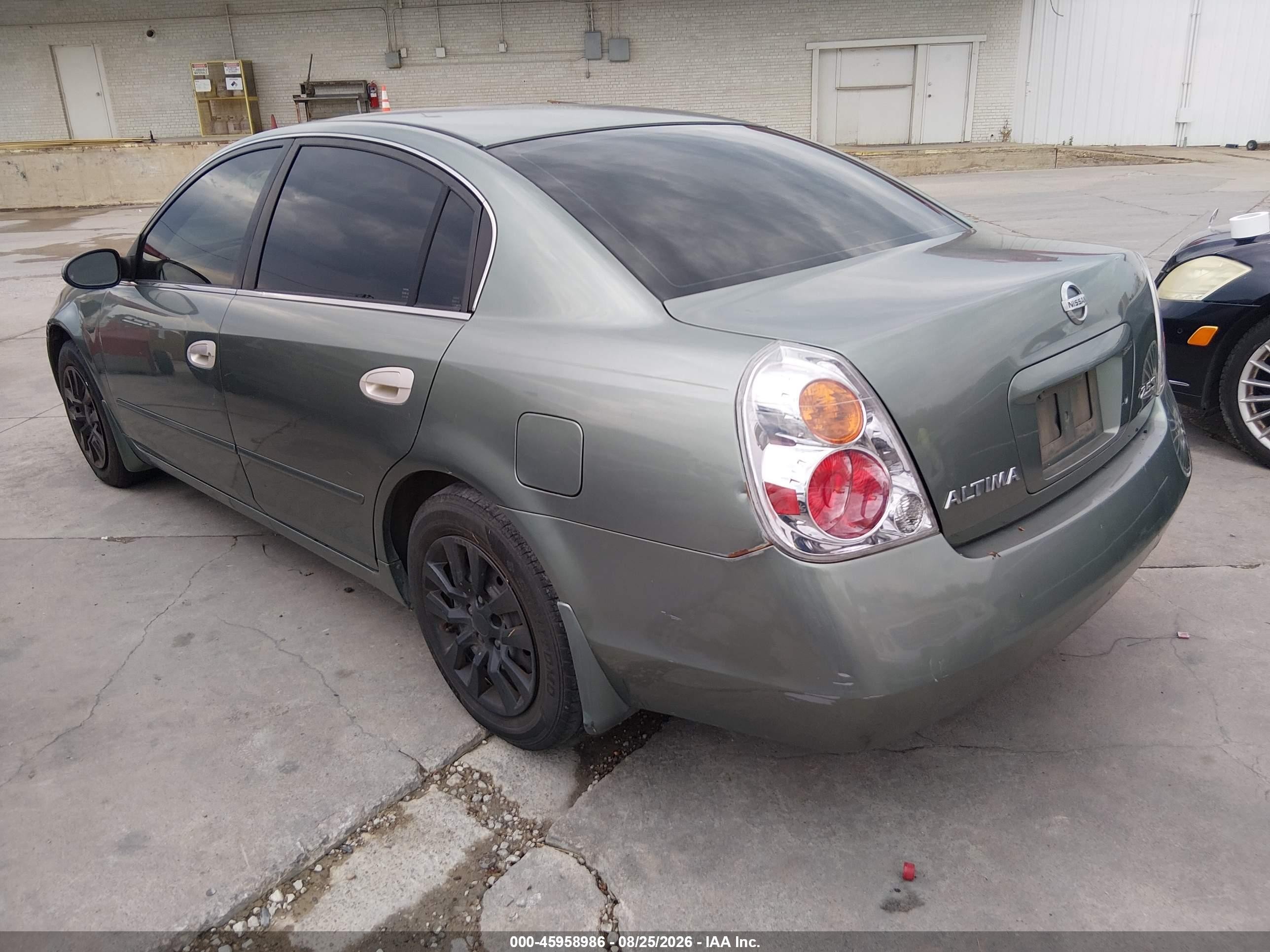 2004 Nissan Altima 2.5 S Зеленый vin: 1N4AL11D14C125358