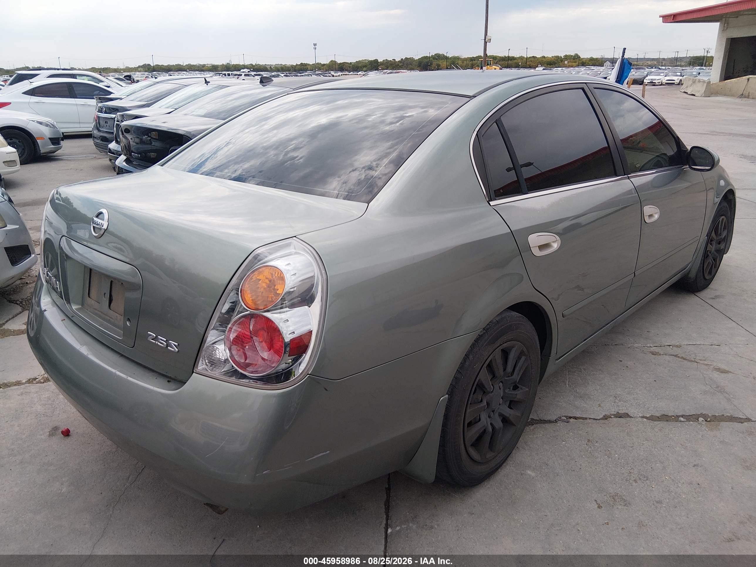 2004 Nissan Altima 2.5 S Зеленый vin: 1N4AL11D14C125358