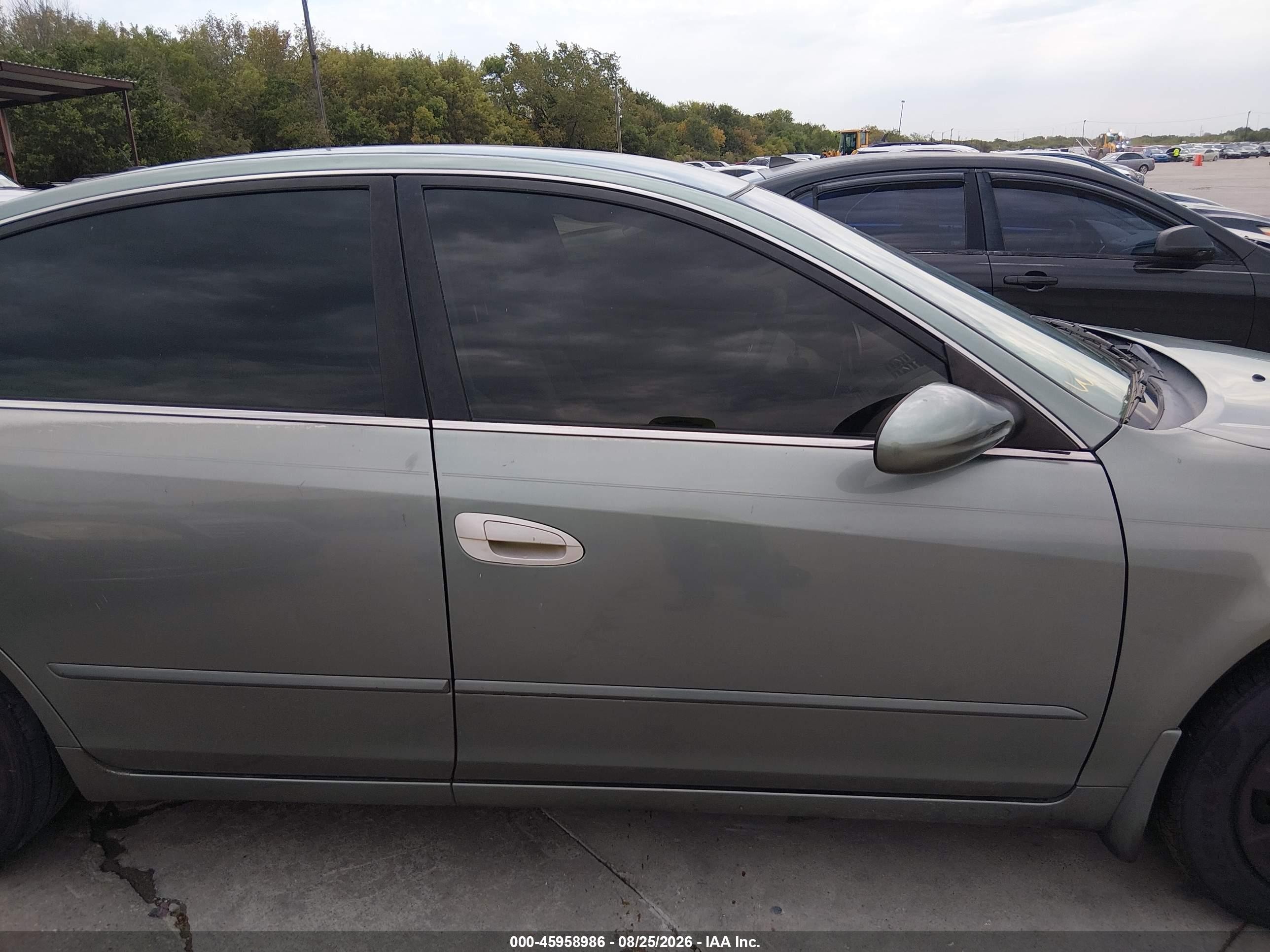 2004 Nissan Altima 2.5 S Зеленый vin: 1N4AL11D14C125358