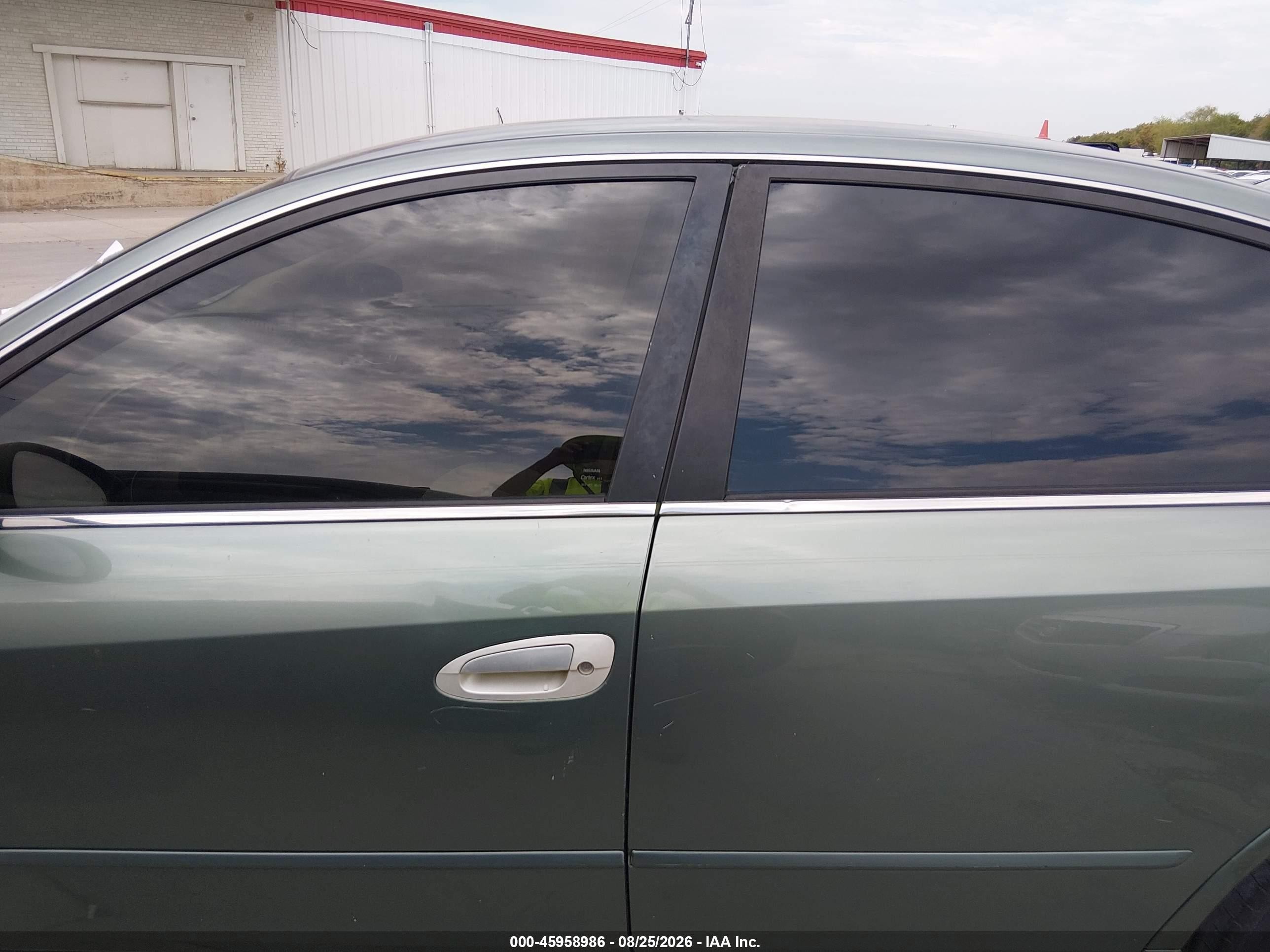 2004 Nissan Altima 2.5 S Зеленый vin: 1N4AL11D14C125358