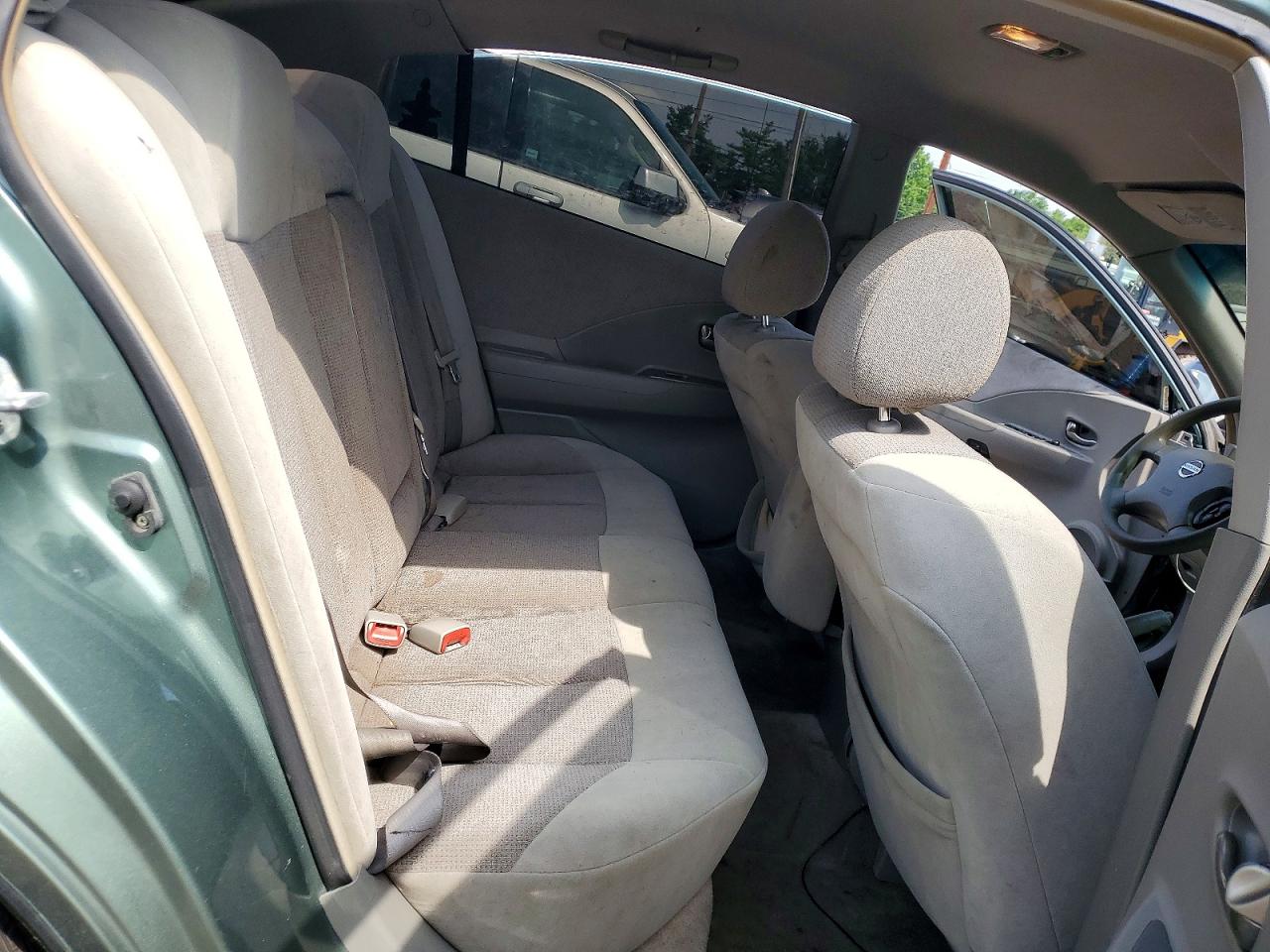 2004 Nissan Altima 2.5 Green vin: 1N4AL11D14C147666