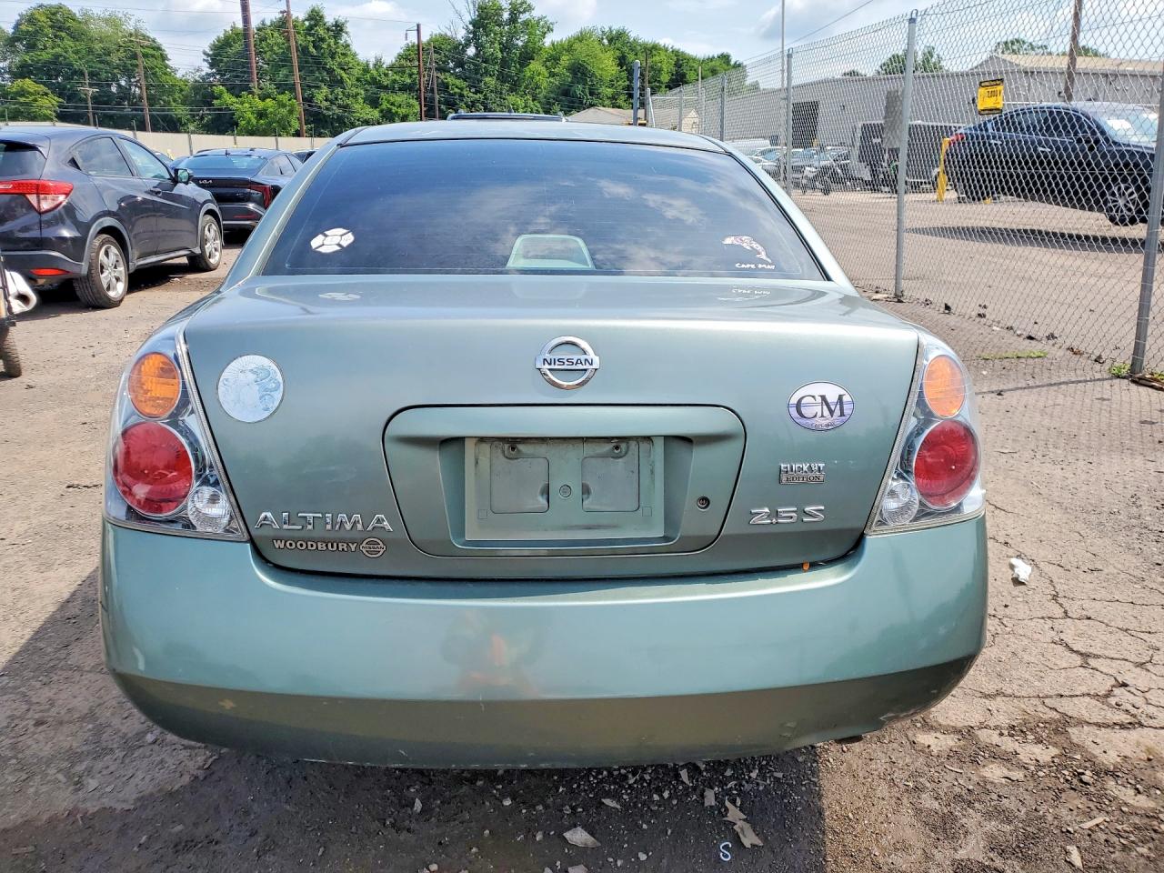 2004 Nissan Altima 2.5 Green vin: 1N4AL11D14C147666