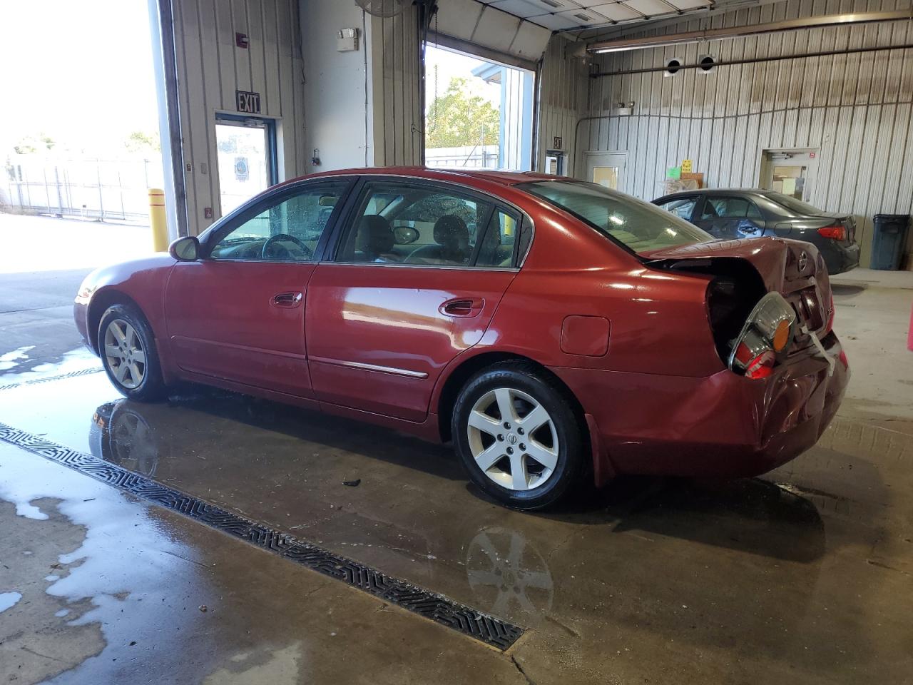 2004 Nissan Altima 2.5 Burgundy vin: 1N4AL11D14C161809