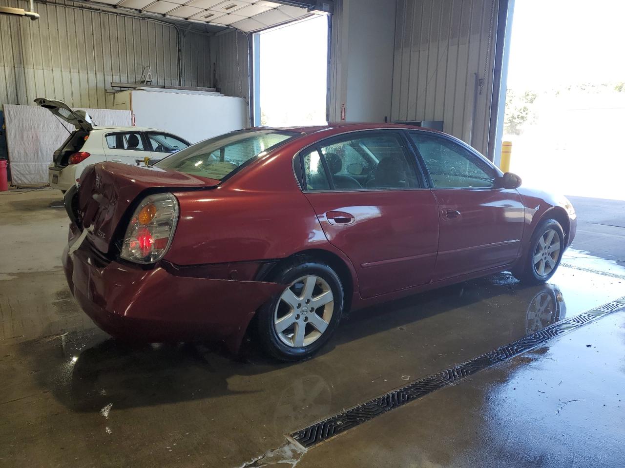 2004 Nissan Altima 2.5 Burgundy vin: 1N4AL11D14C161809