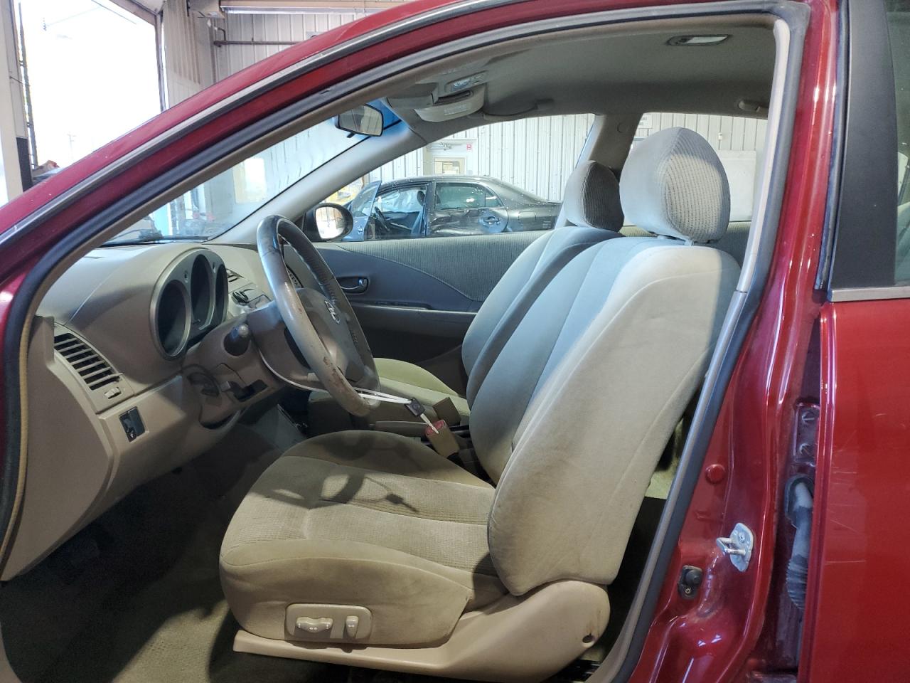 2004 Nissan Altima 2.5 Burgundy vin: 1N4AL11D14C161809