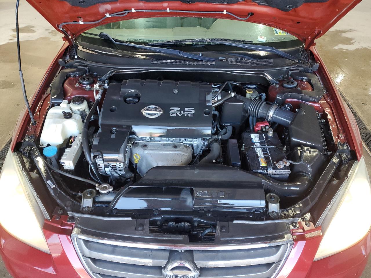 2004 Nissan Altima 2.5 Burgundy vin: 1N4AL11D14C161809
