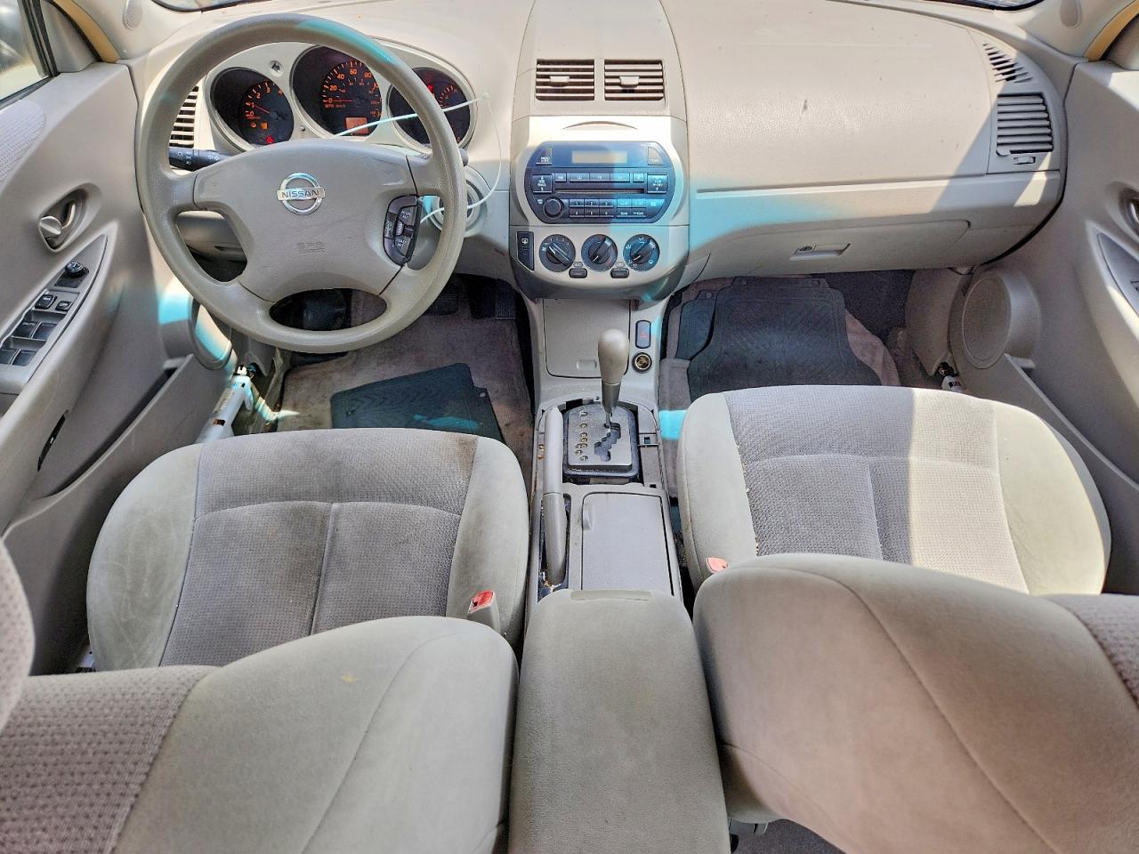 2004 Nissan Altima 2.5 Black vin: 1N4AL11D14C199931
