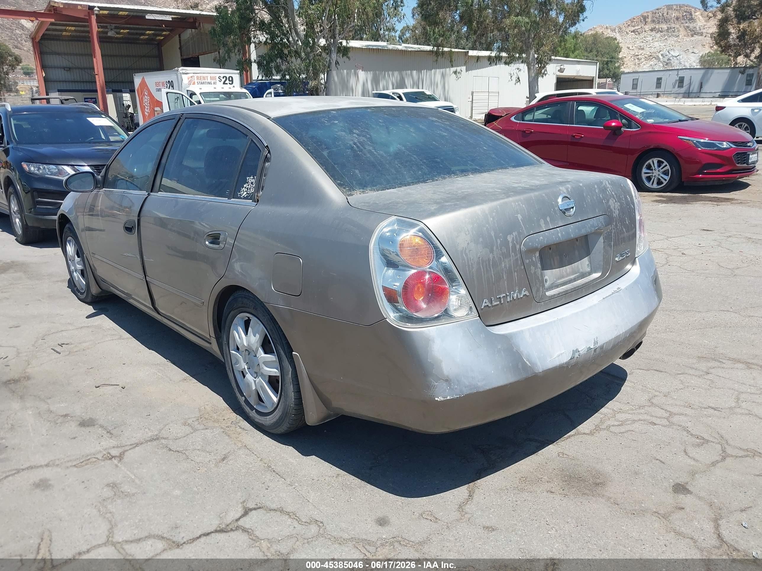 2005 Nissan Altima 2.5 S Champagne vin: 1N4AL11D15C118623