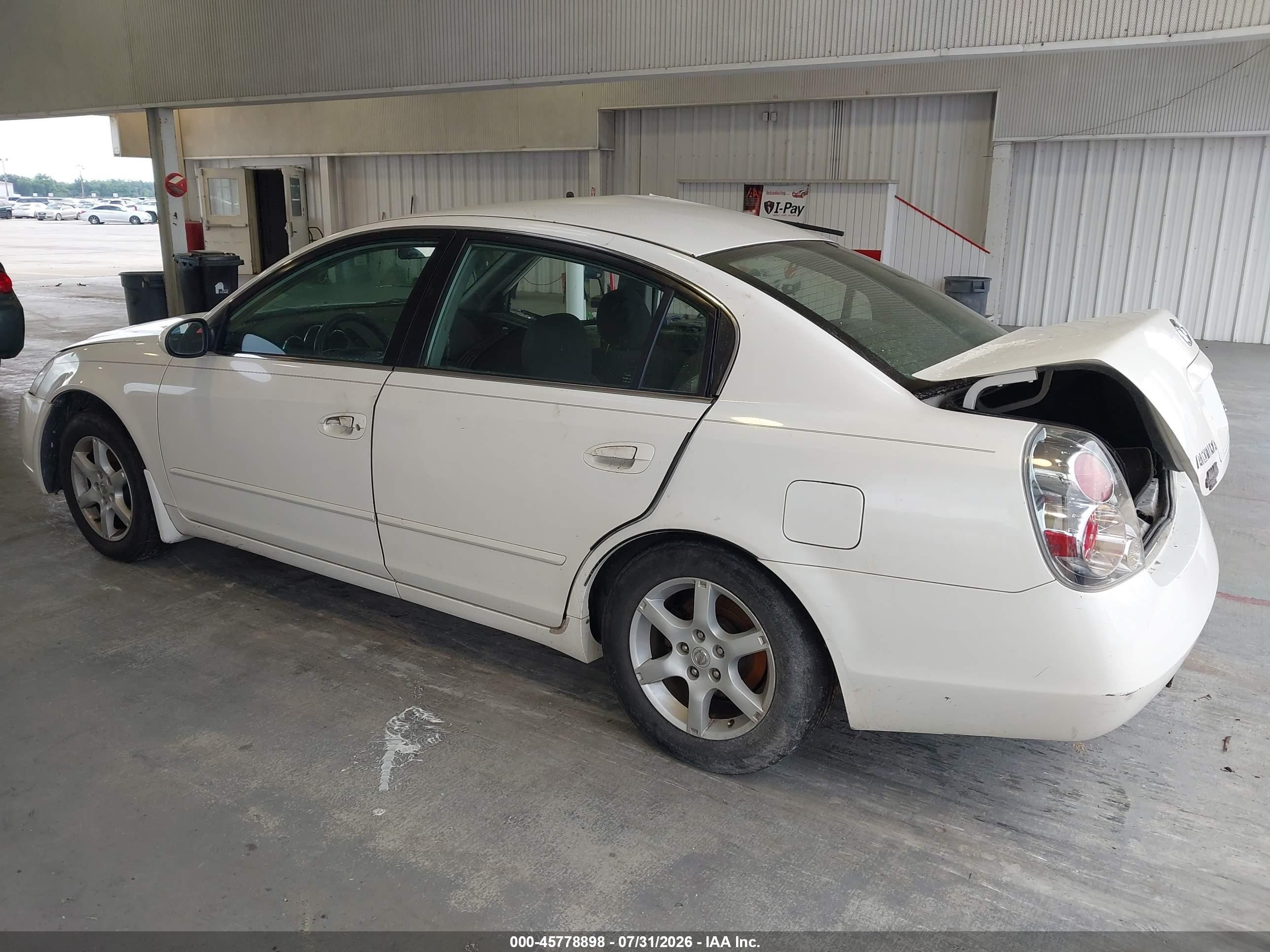 2005 Nissan Altima 2.5 S White vin: 1N4AL11D15C258283