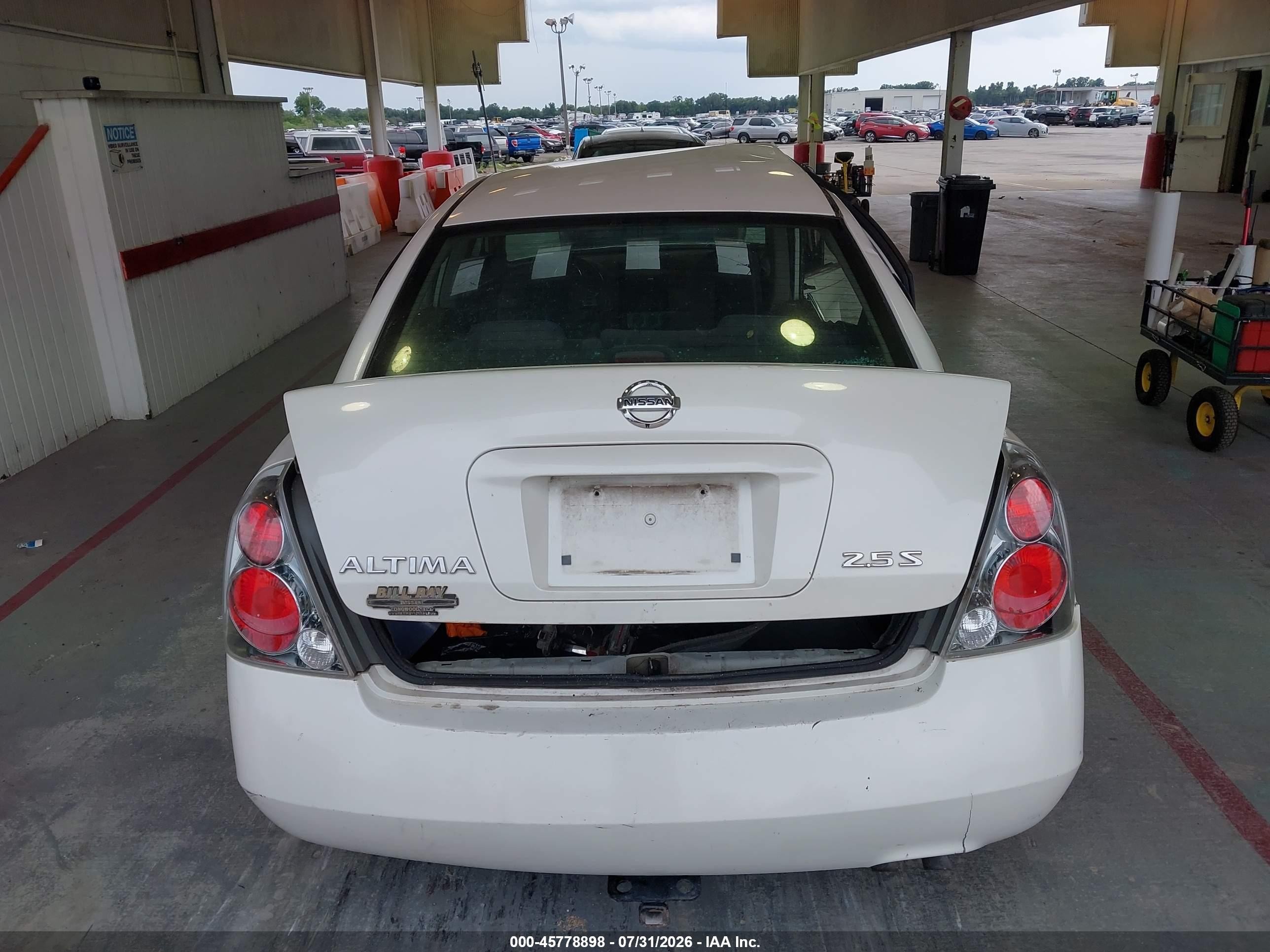 2005 Nissan Altima 2.5 S White vin: 1N4AL11D15C258283