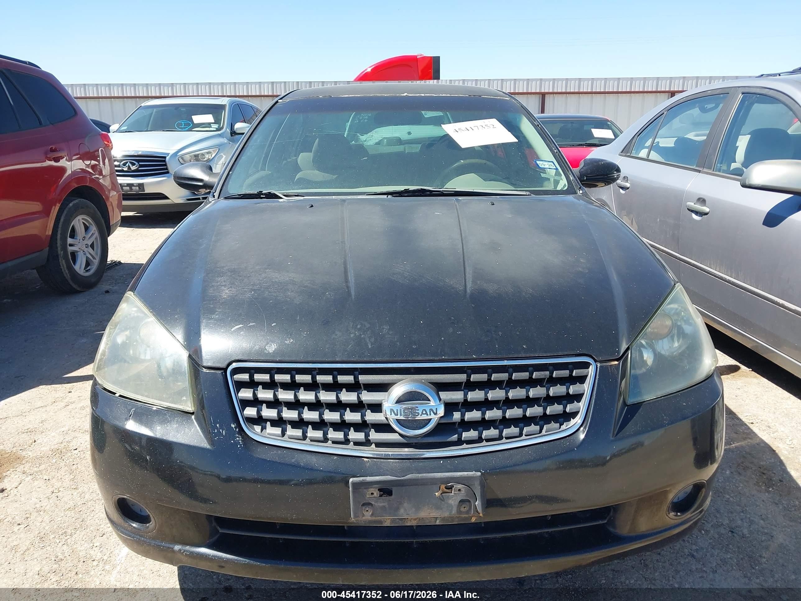 2005 Nissan Altima 2.5 S Black vin: 1N4AL11D15C950902