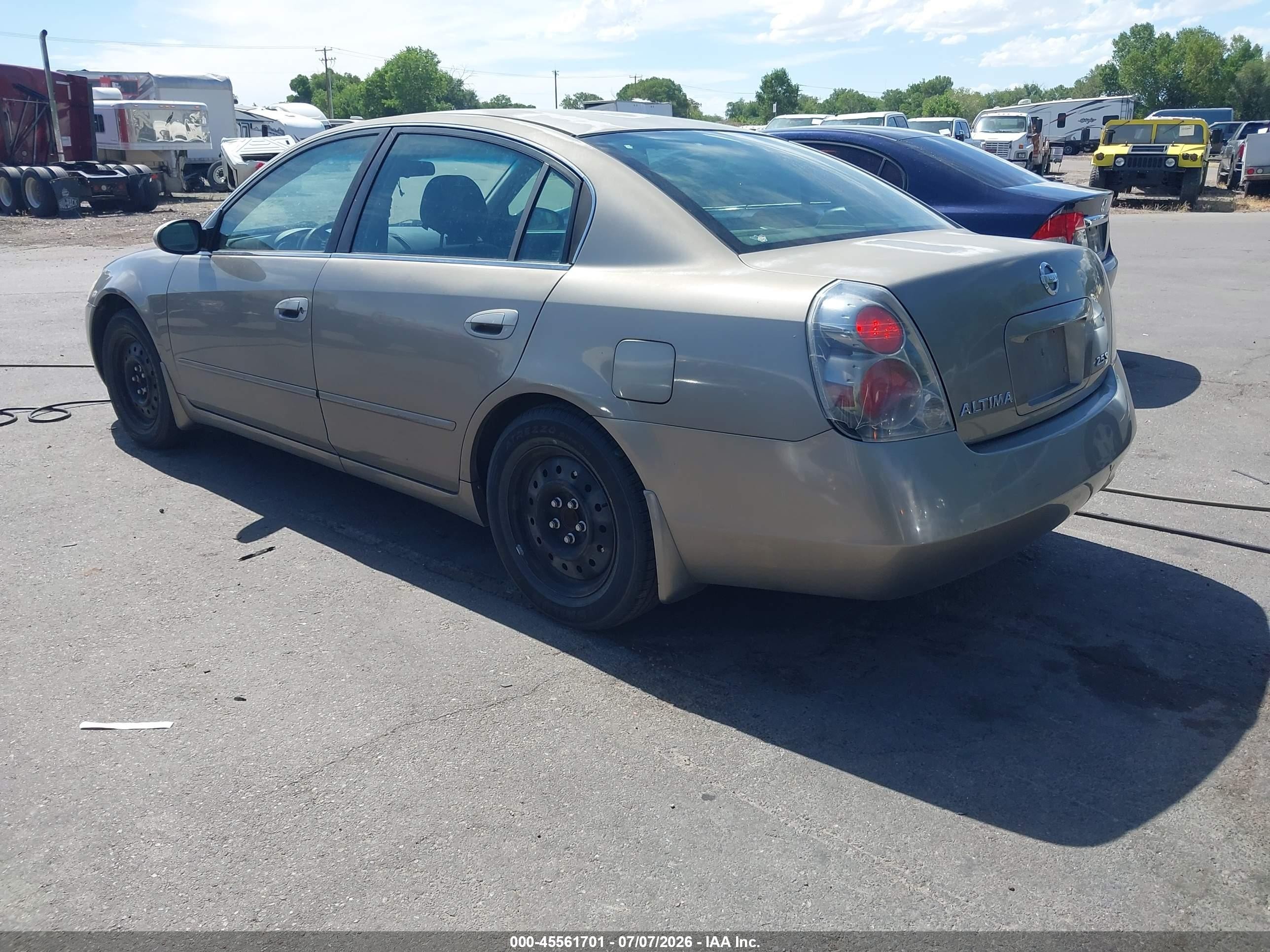 2005 Nissan Altima 2.5 S Серебряный vin: 1N4AL11D15N414374