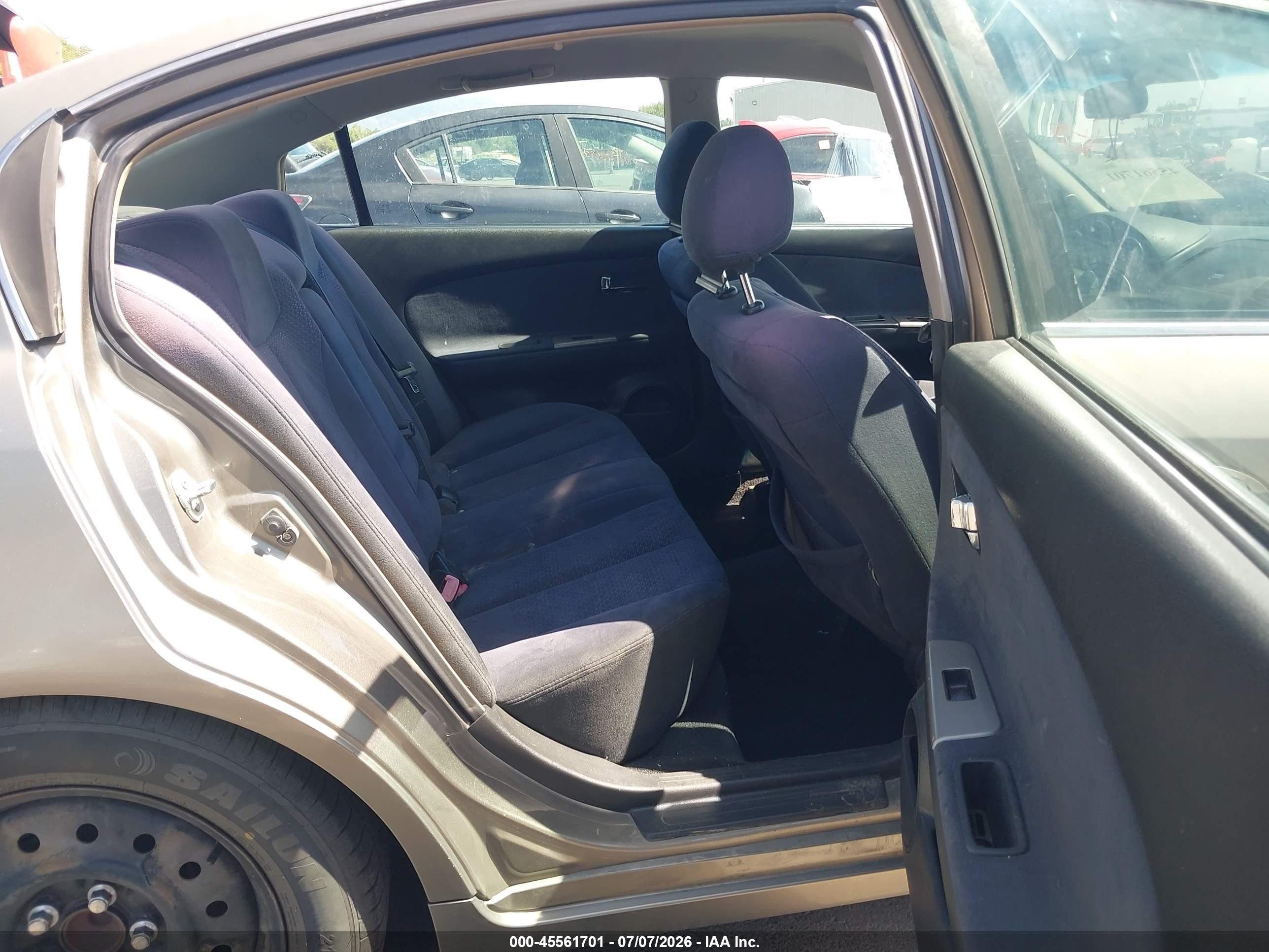 2005 Nissan Altima 2.5 S Серебряный vin: 1N4AL11D15N414374