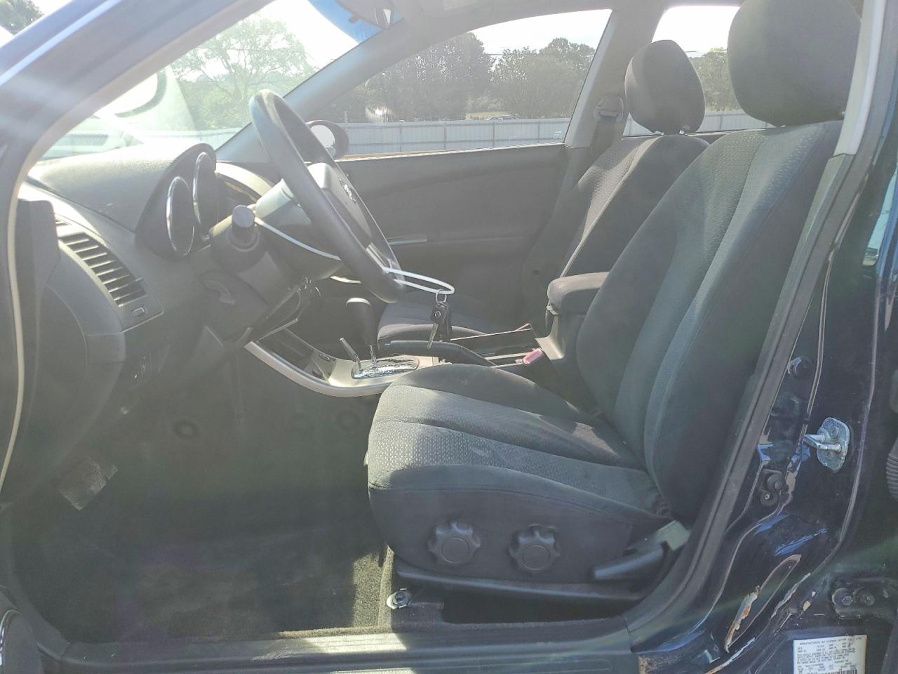 2005 Nissan Altima 2.5 Blue vin: 1N4AL11D15N438268