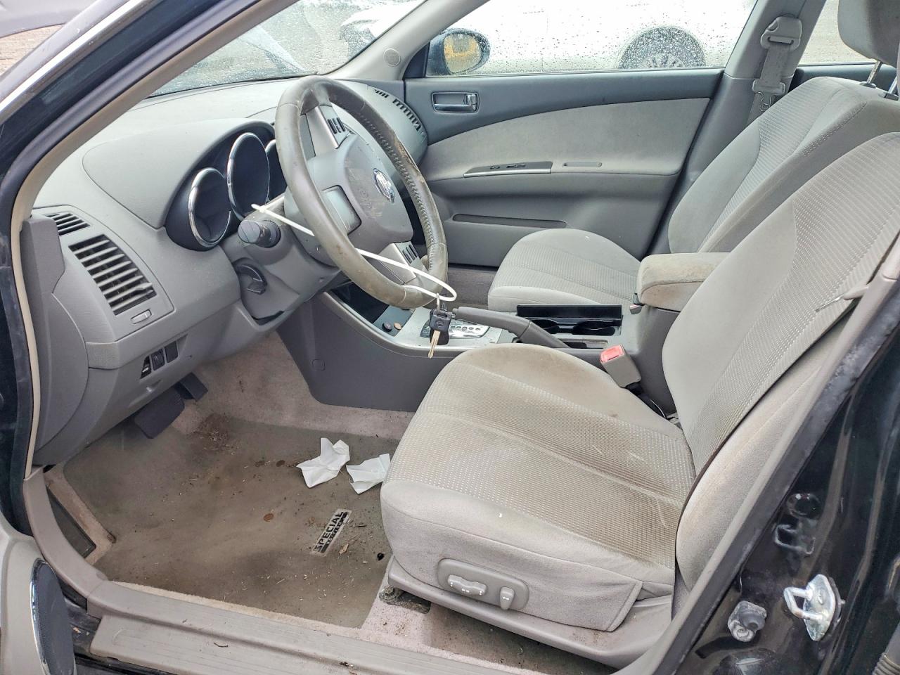 2006 Nissan Altima 2.5 Black vin: 1N4AL11D16C252209