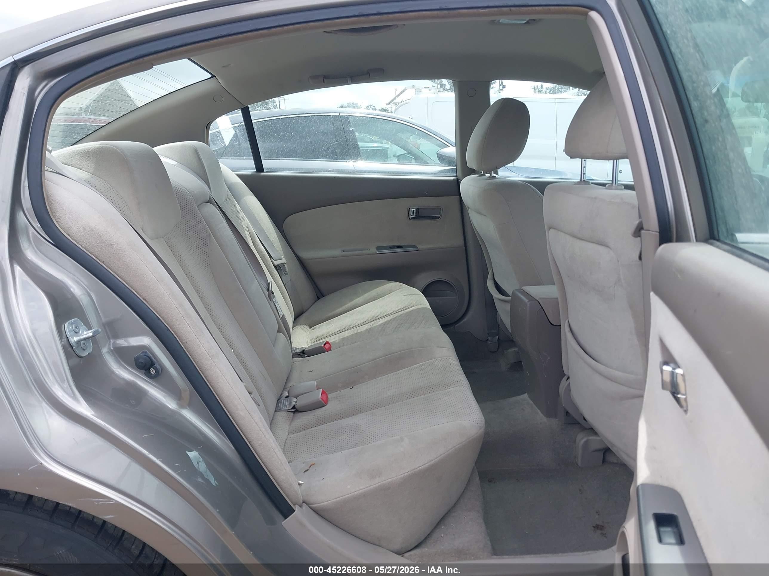 2006 Nissan Altima 2.5 S Beige vin: 1N4AL11D16N301221