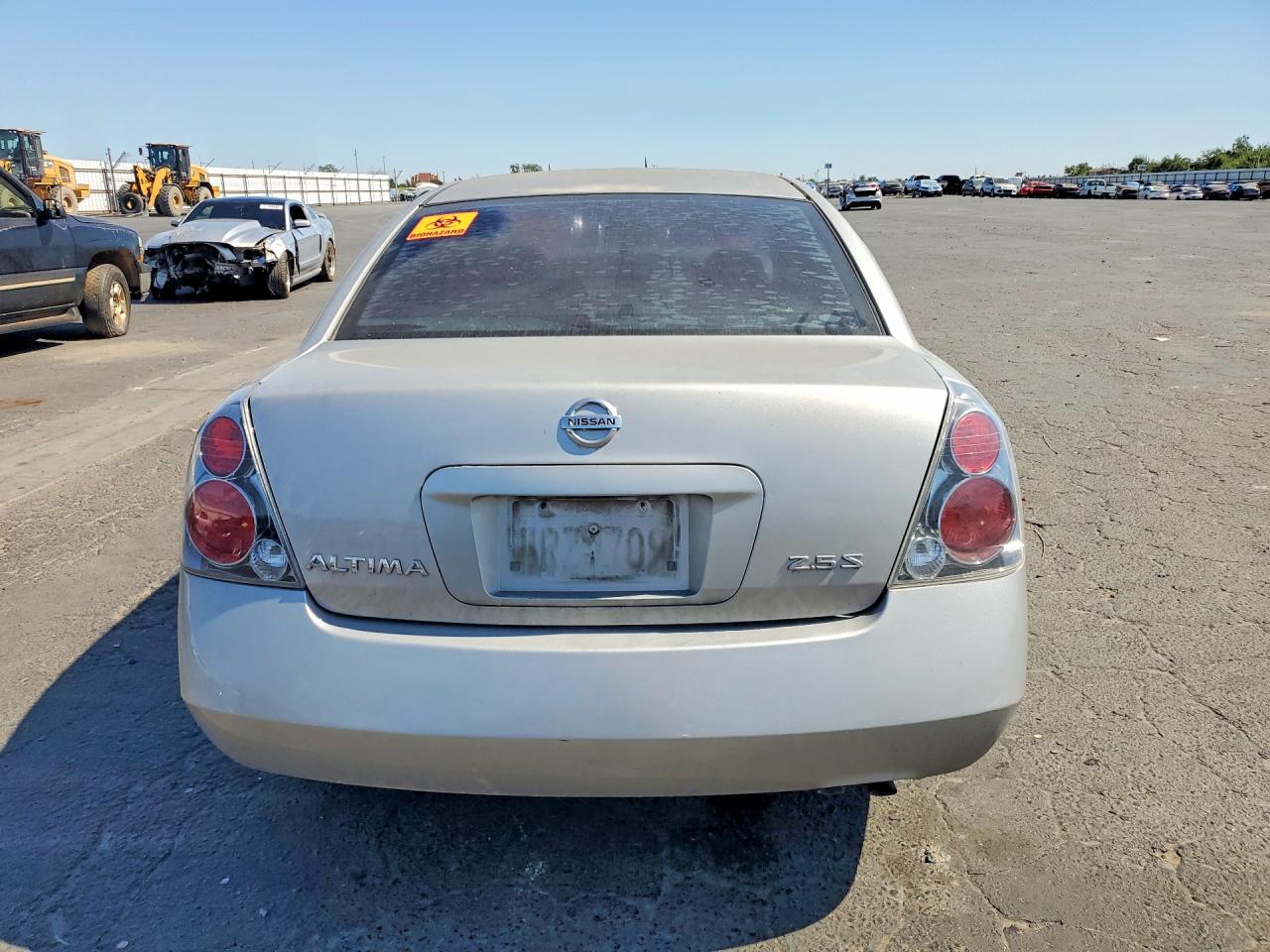 2006 Nissan Altima 2.5 Silver vin: 1N4AL11D16N302031