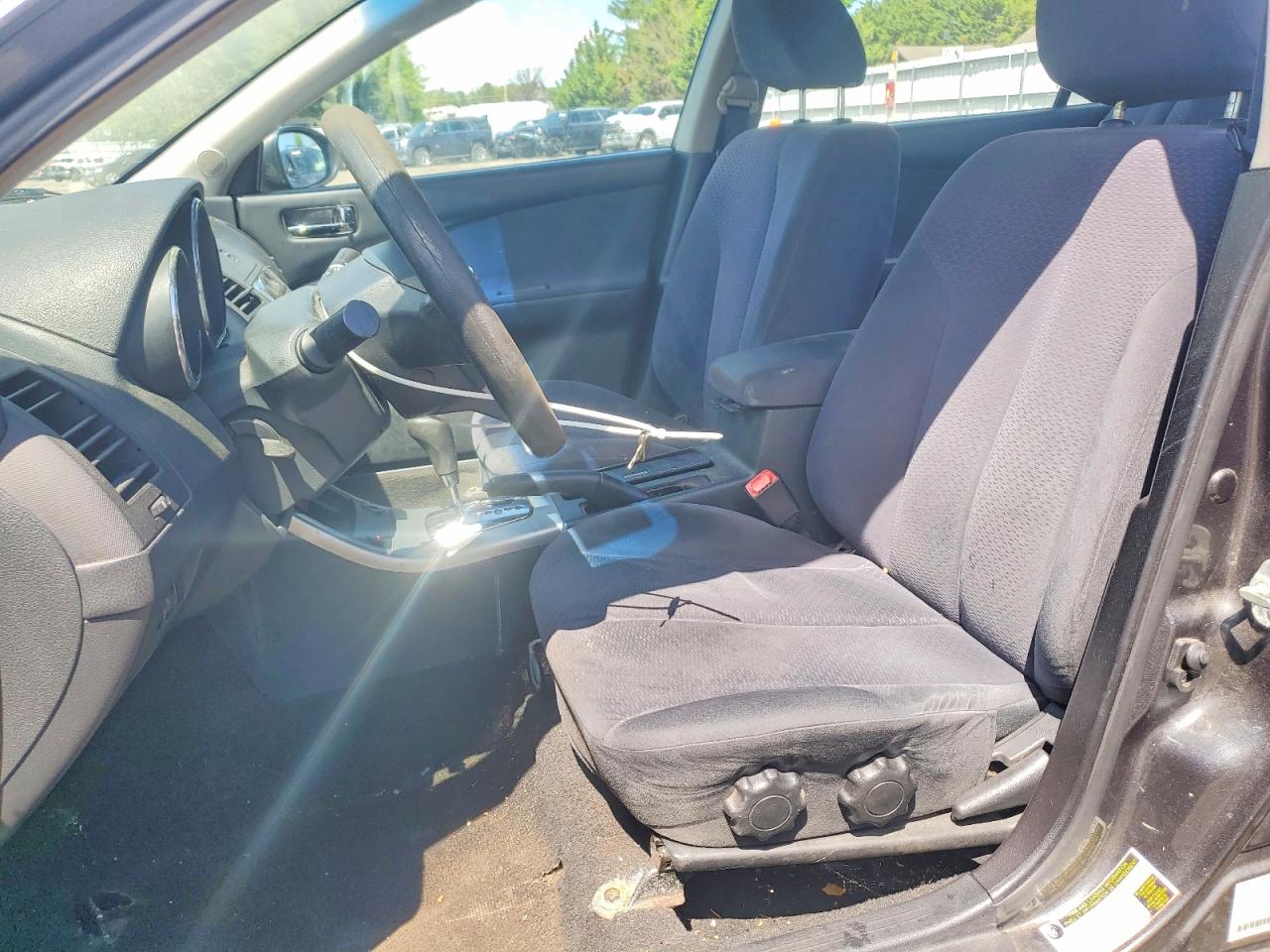 2006 Niss Altima Gray vin: 1N4AL11D16N388067