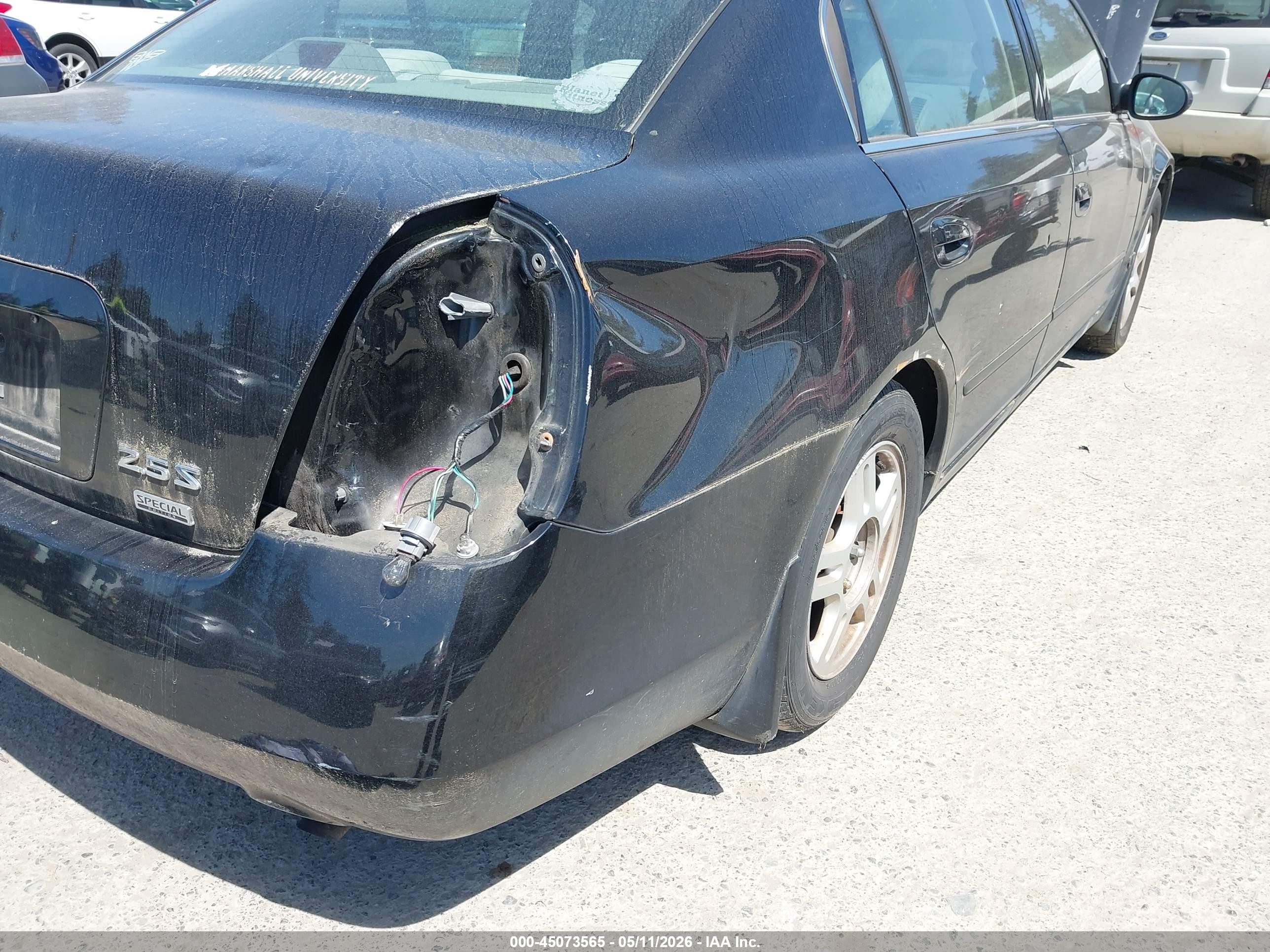 2006 Nissan Altima 2.5 S Black vin: 1N4AL11D16N407829
