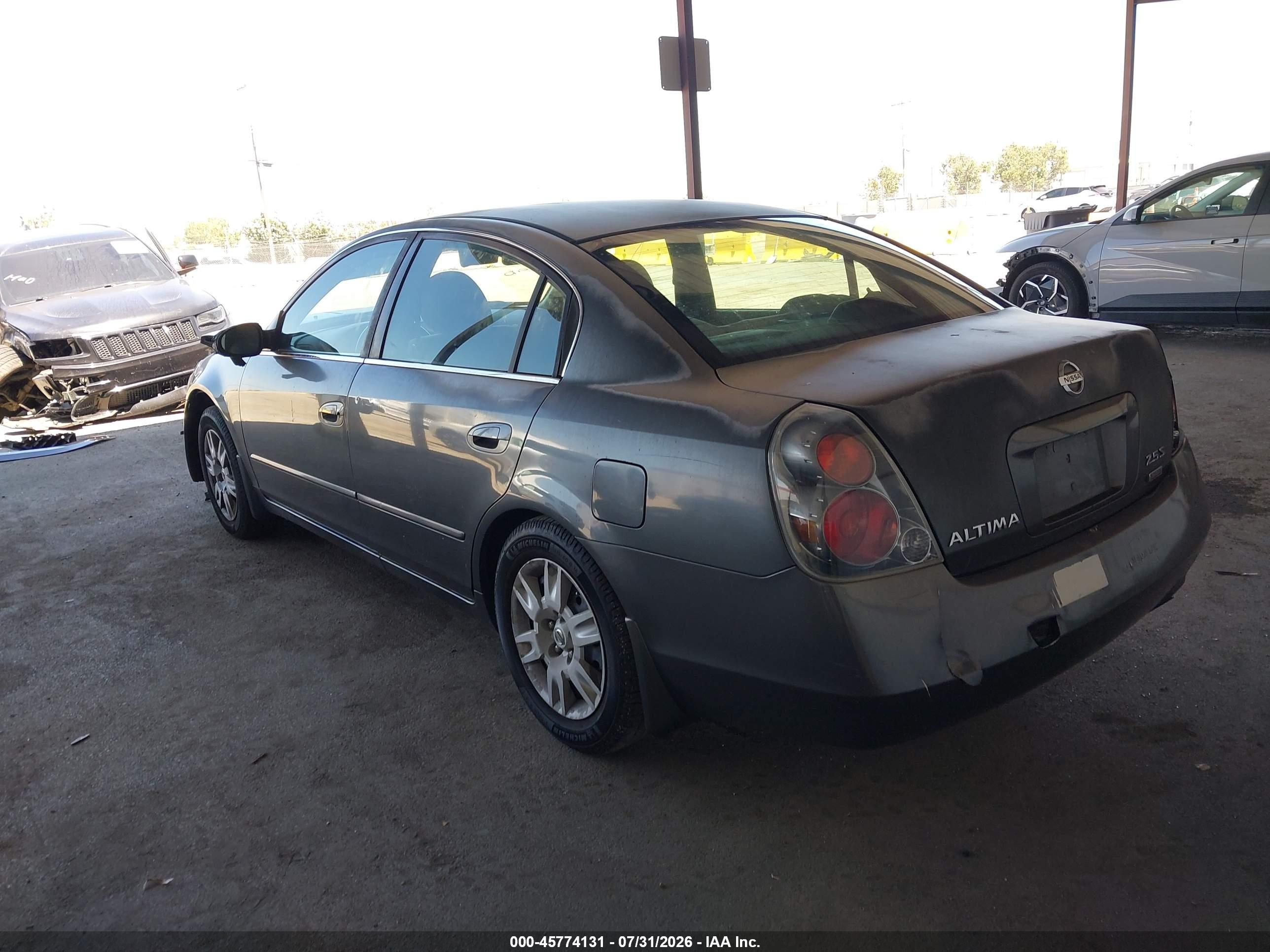 2006 Nissan Altima 2.5 S Серый vin: 1N4AL11D16N448638