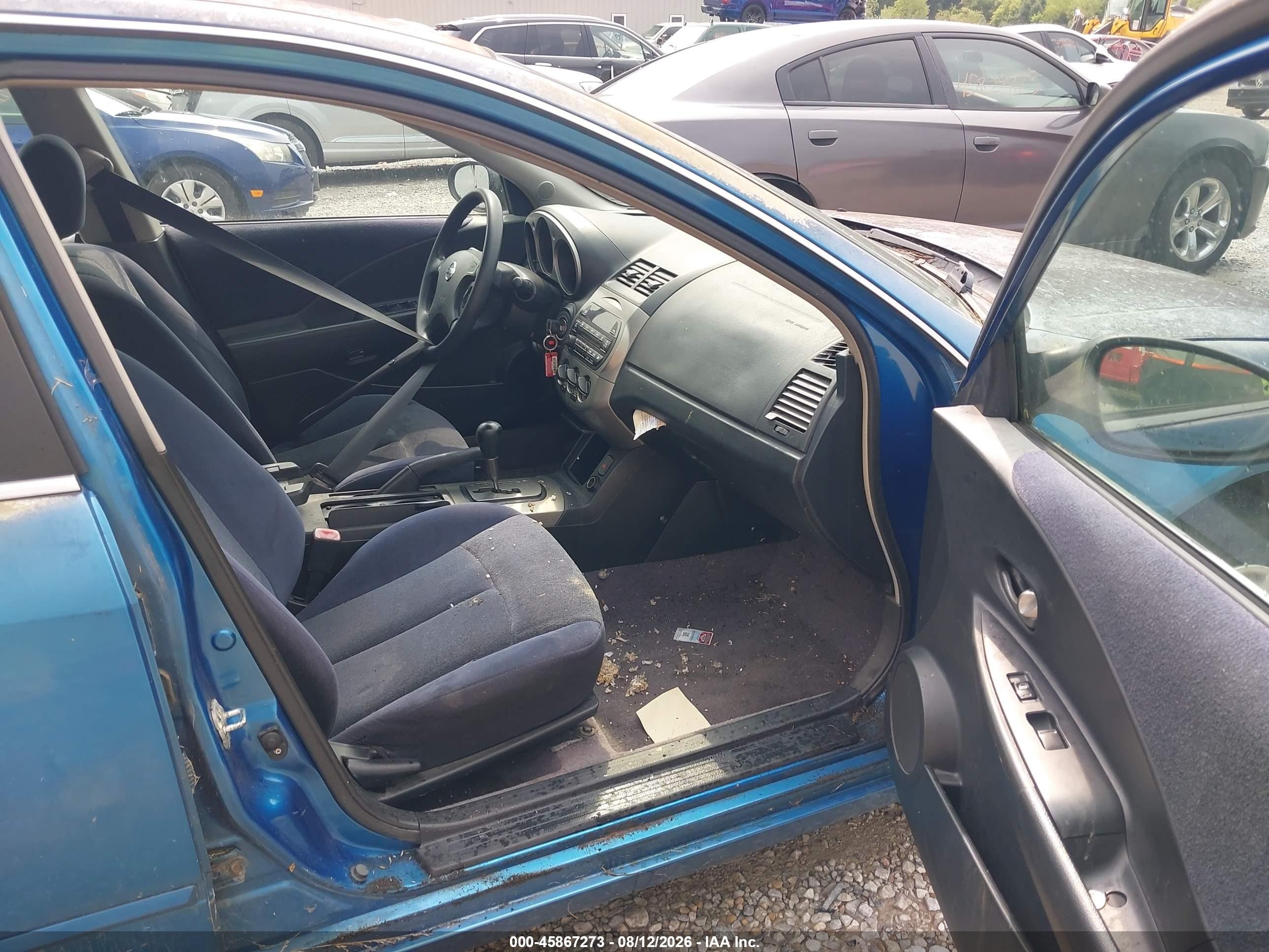 2003 Nissan Altima 2.5 S Blue vin: 1N4AL11D23C149621