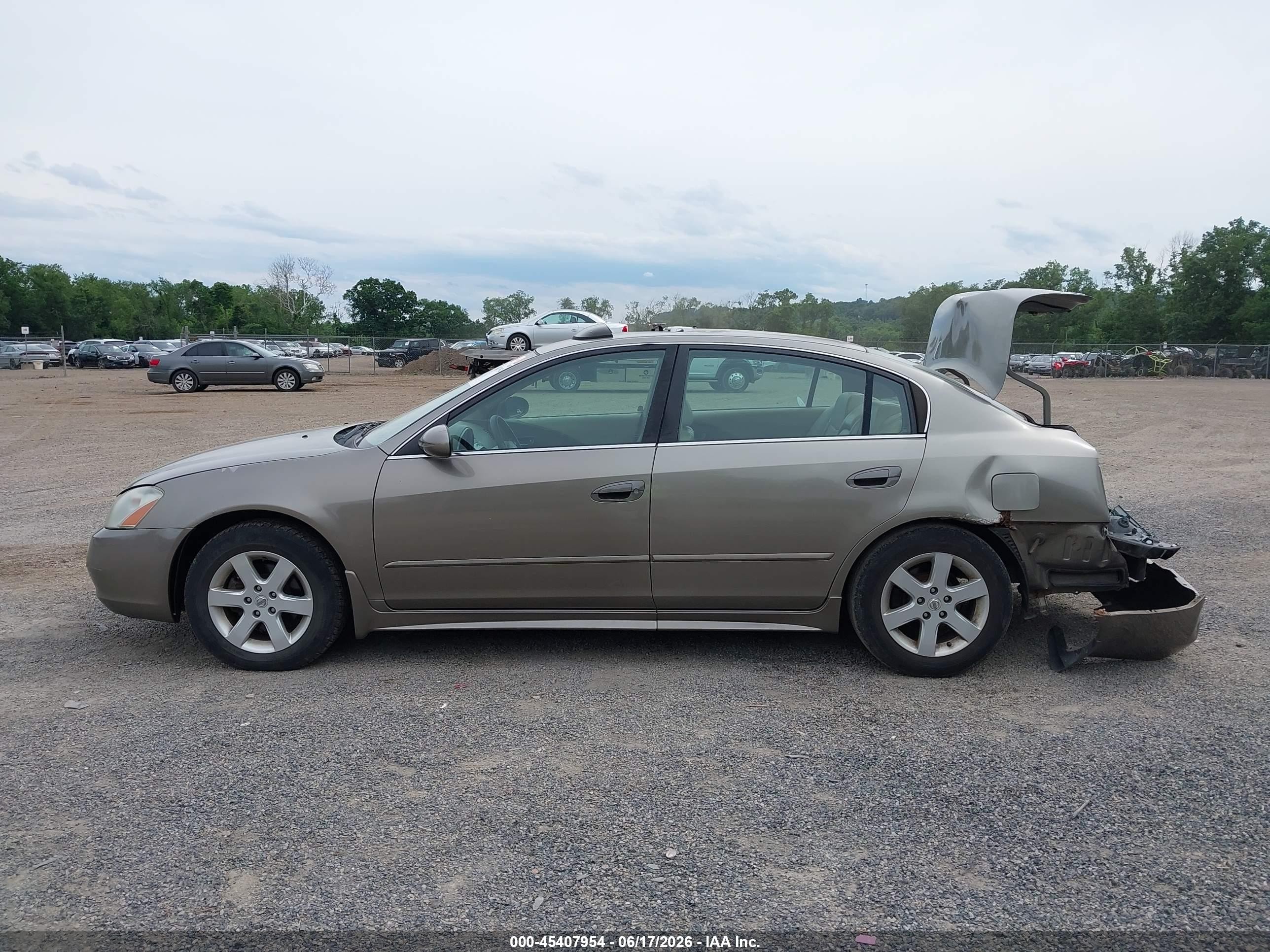 2003 Nissan Altima 2.5 Sl Beige vin: 1N4AL11D23C166256