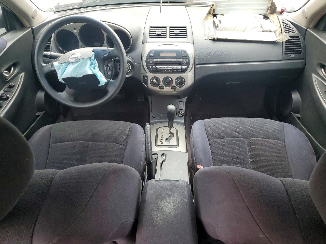 2003 Nissan Altima 2.5 Серебряный vin: 1N4AL11D23C255843