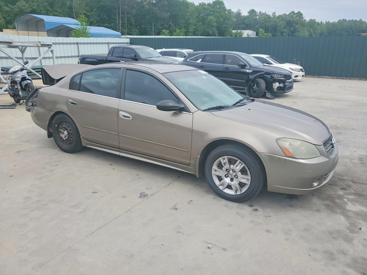 2005 Nissan Altima S/sl Beige vin: 1N4AL11D25C144874